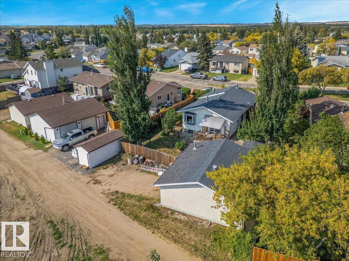 23 Lunnon DR