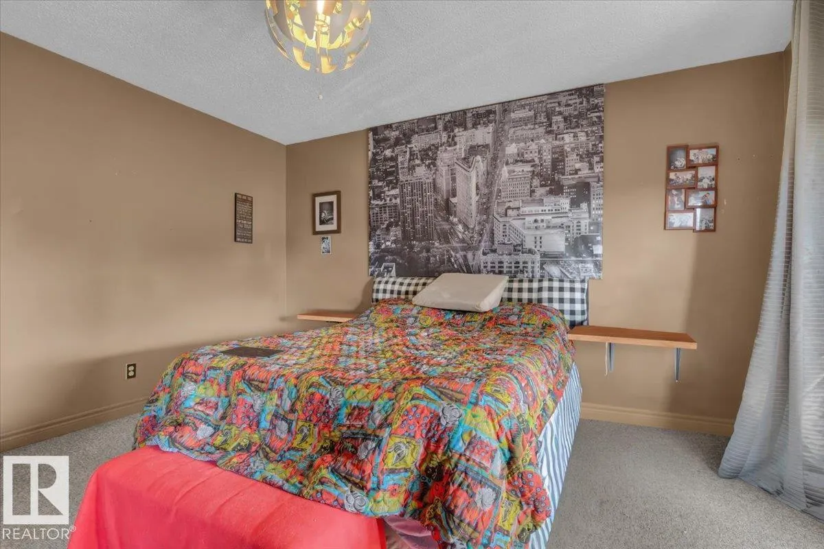 23 Lunnon DR