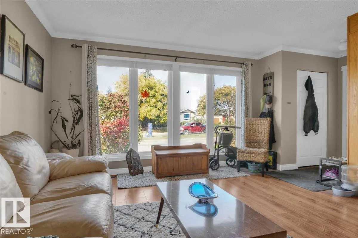 23 Lunnon DR
