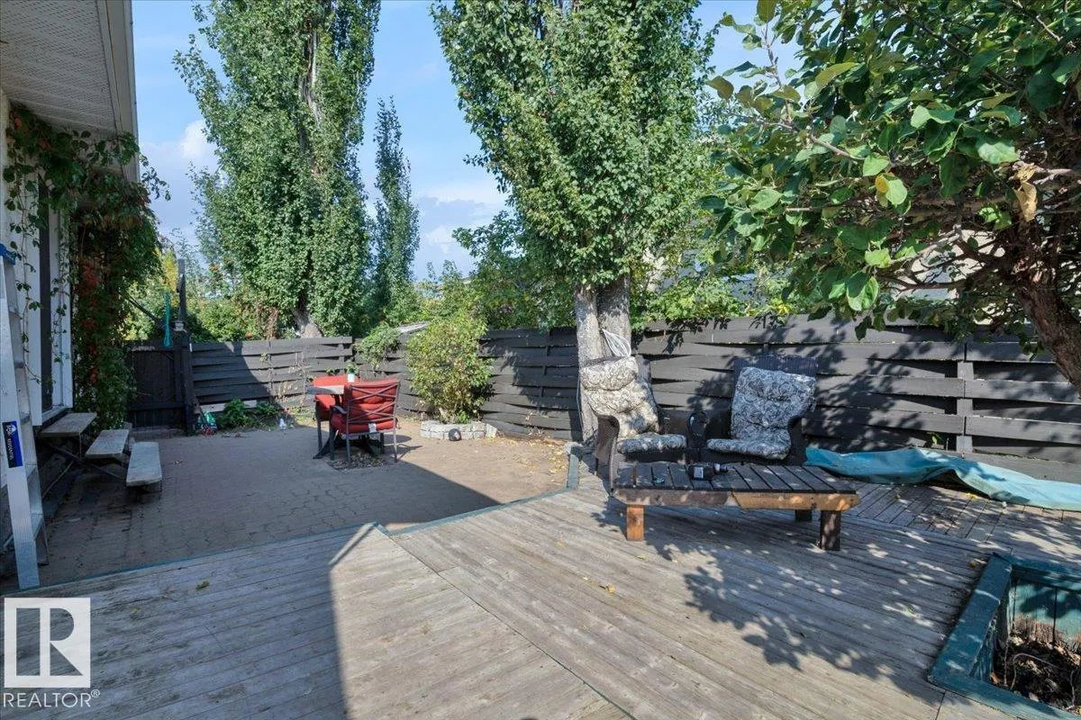 23 Lunnon DR