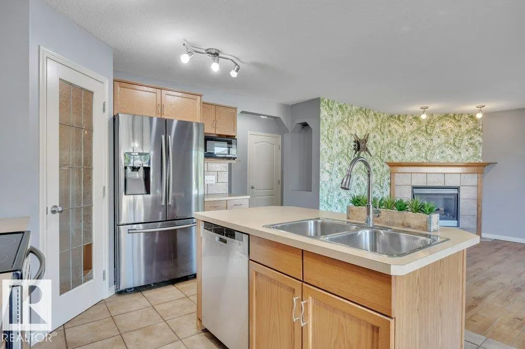 128 SOUTHFORK DR
