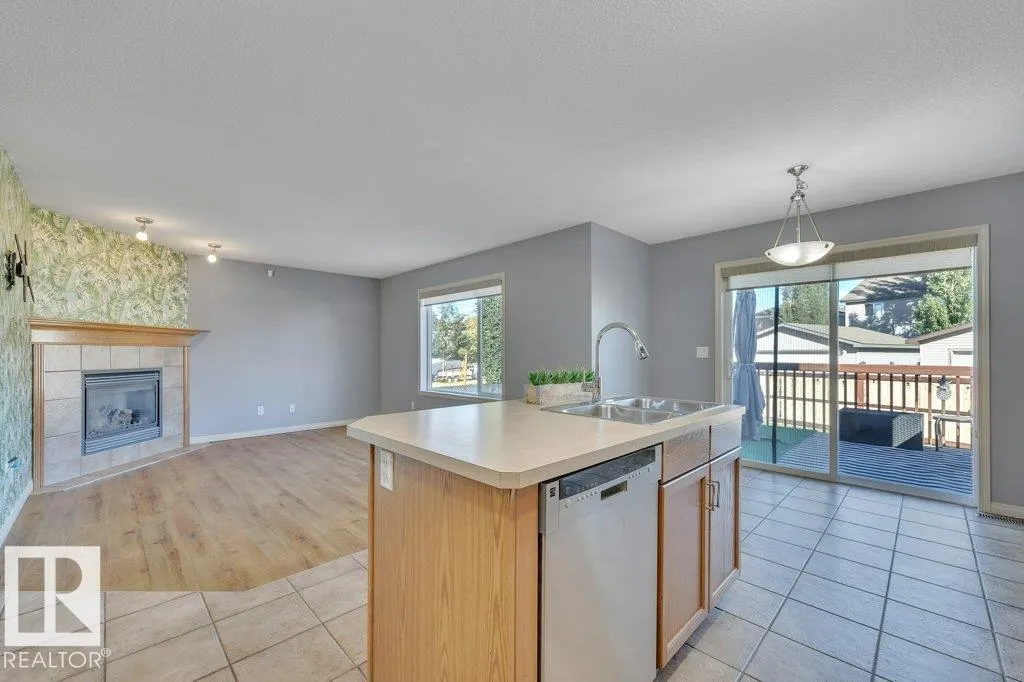 128 SOUTHFORK DR