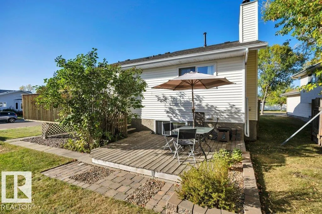 99 Meadowview DR
