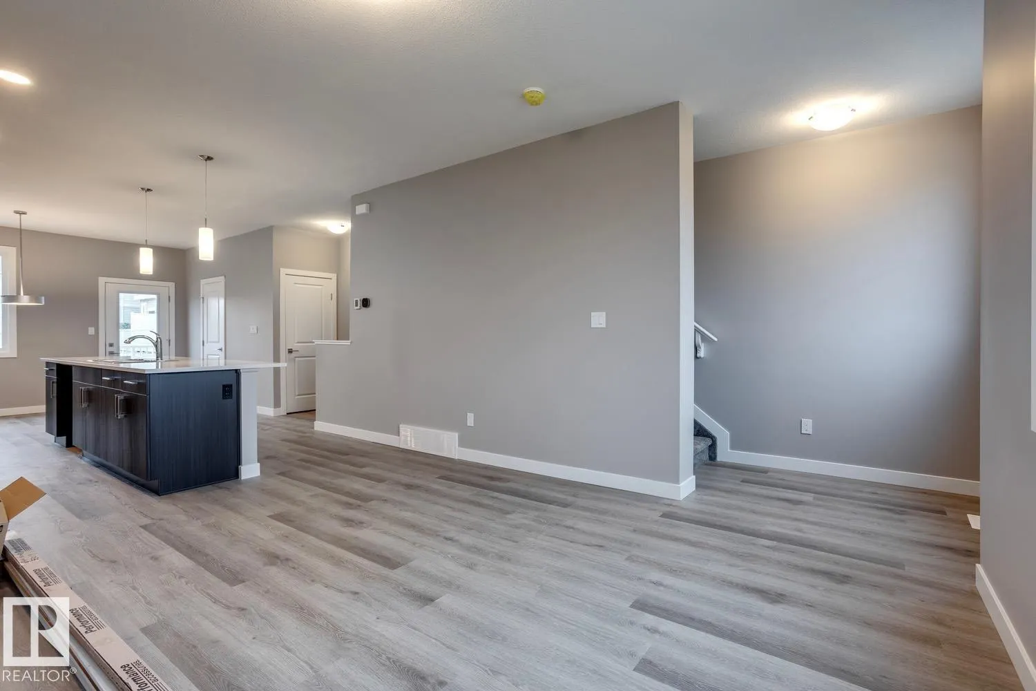 #76 13139 205 ST NW