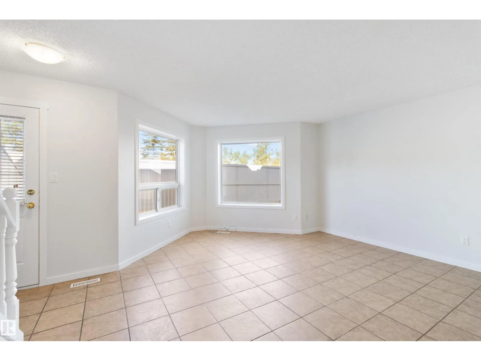 #12 10 CRANBERRY DR