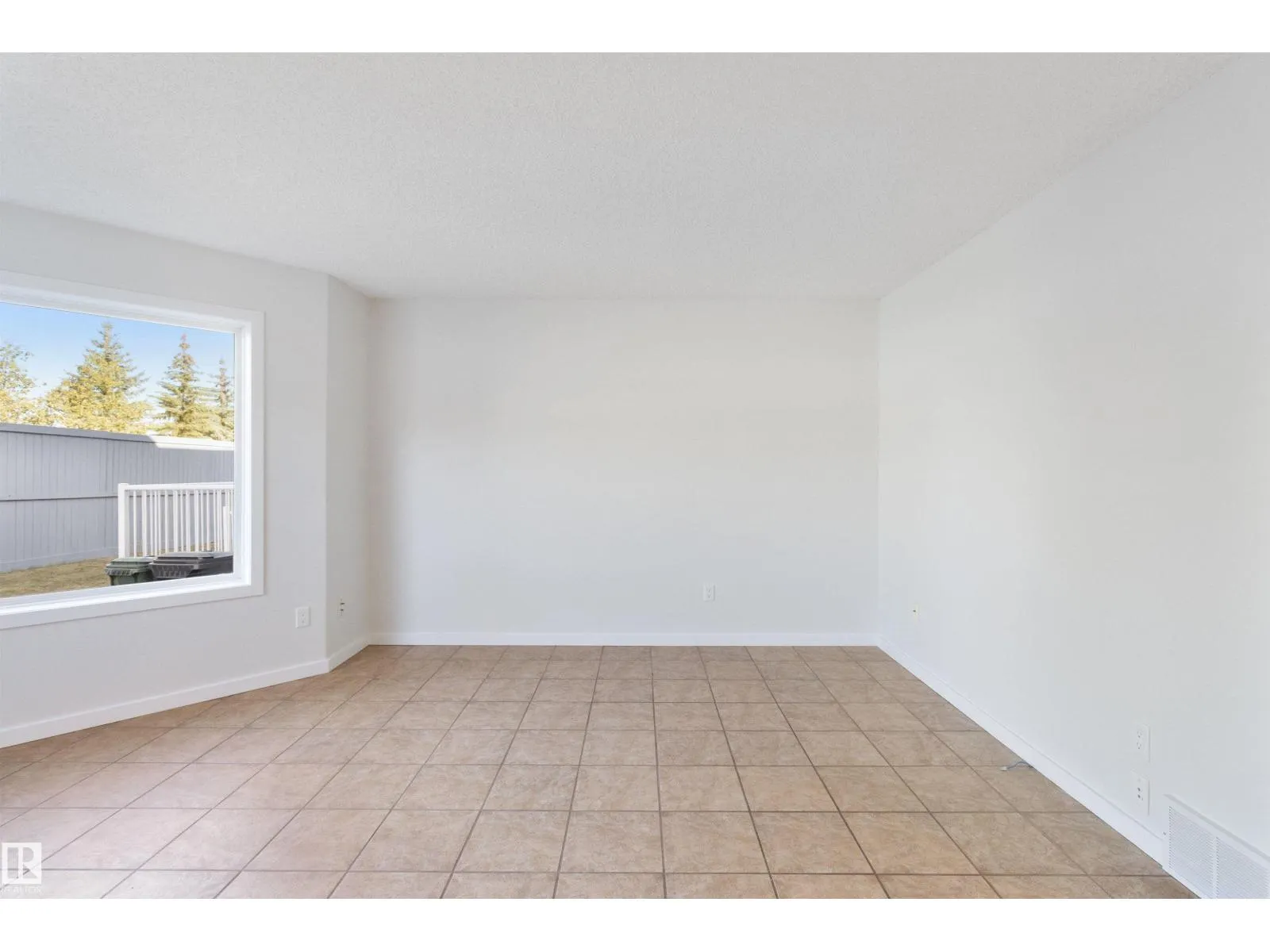 #12 10 CRANBERRY DR