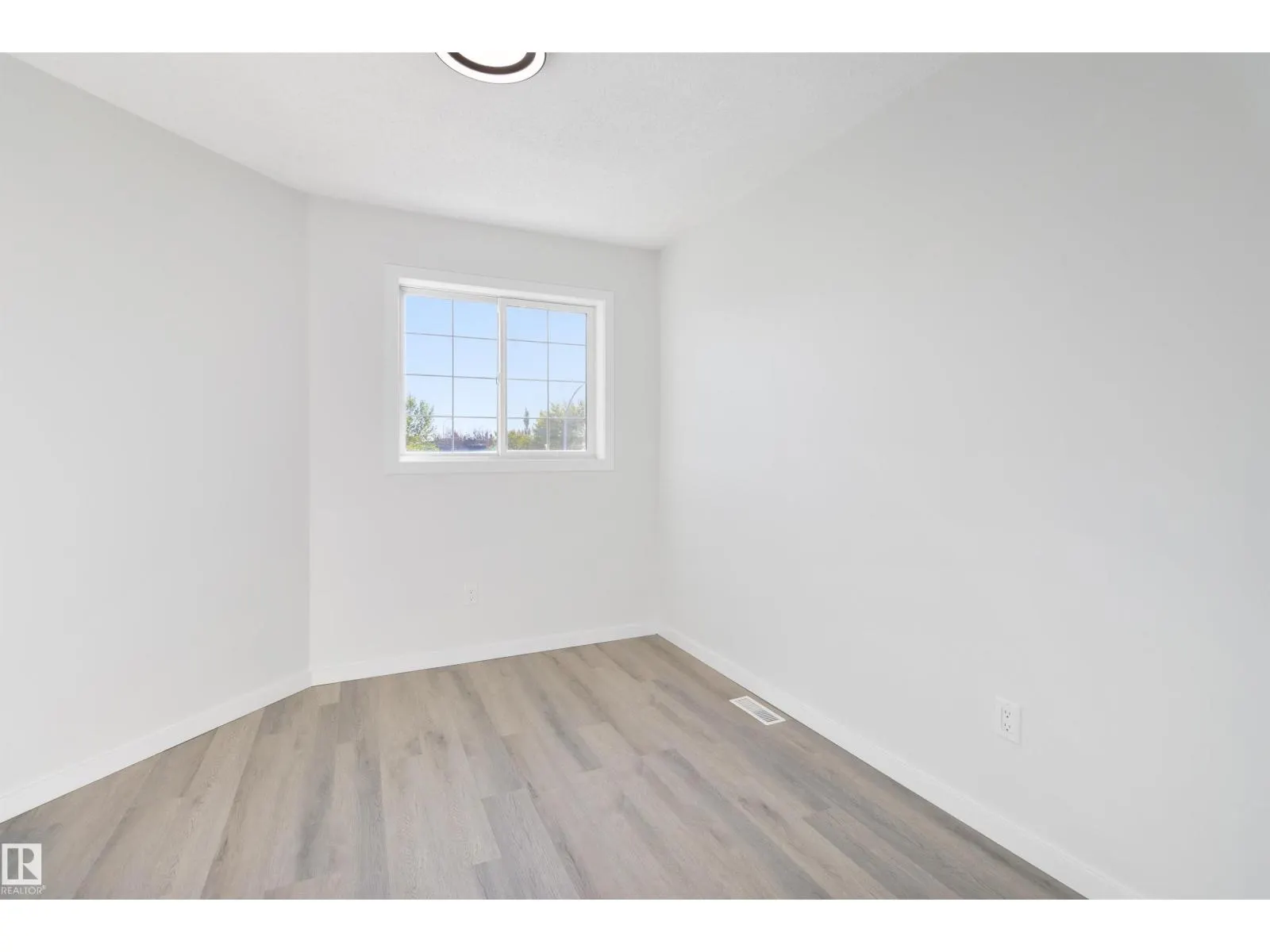 #12 10 CRANBERRY DR
