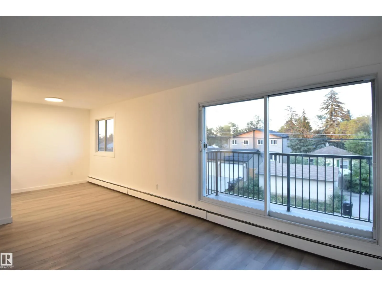 #303 12921 127 ST NW