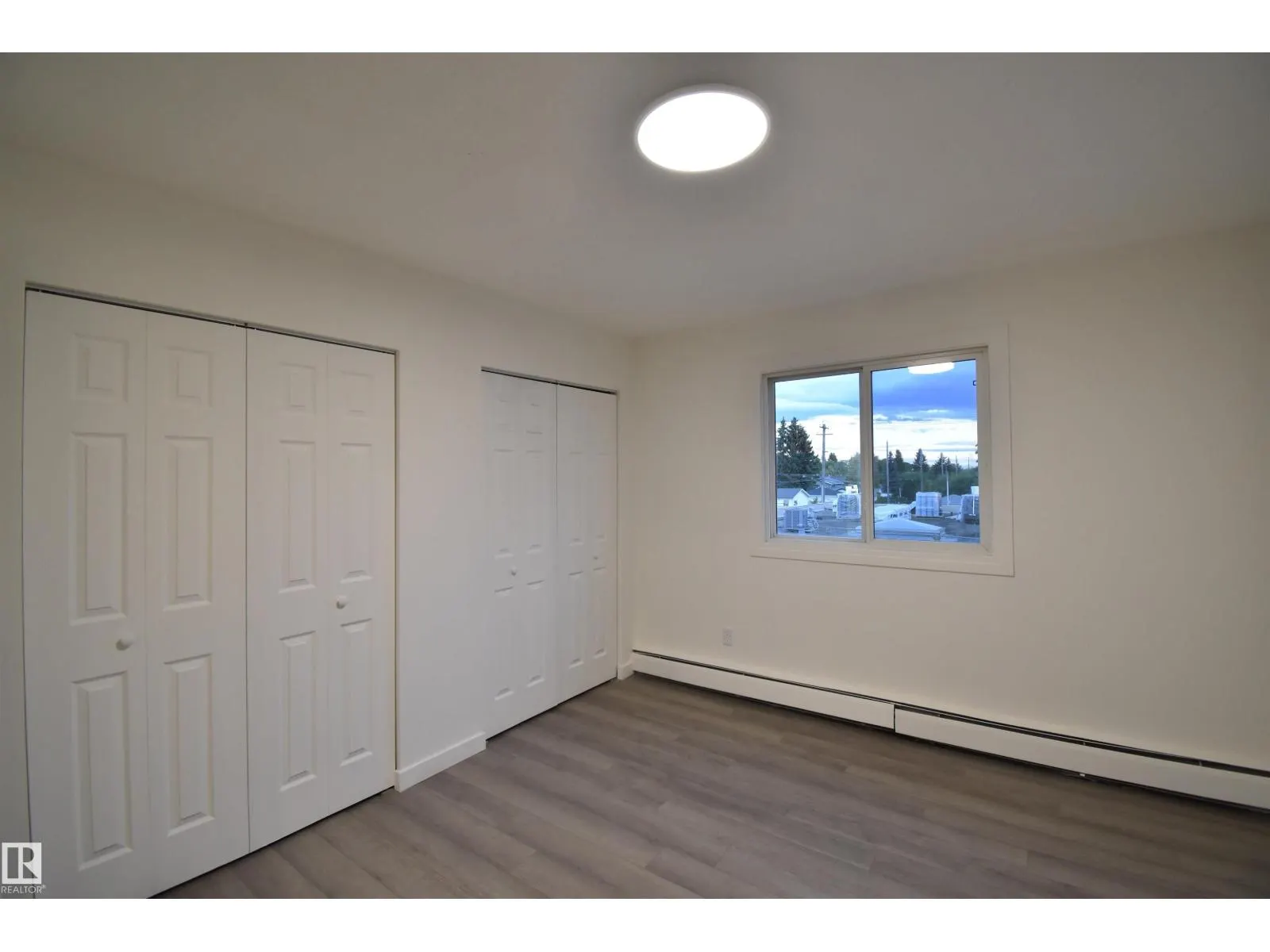 #303 12921 127 ST NW