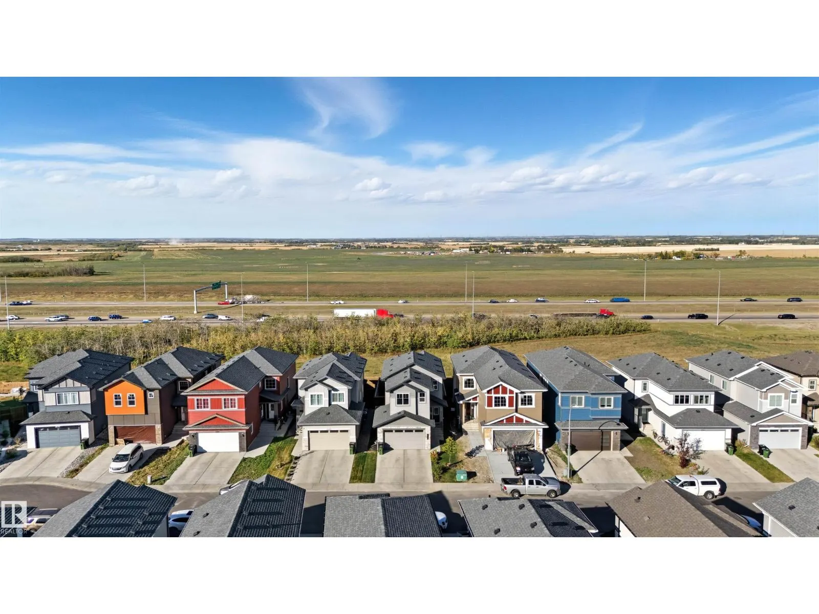 6076 180 AV NW