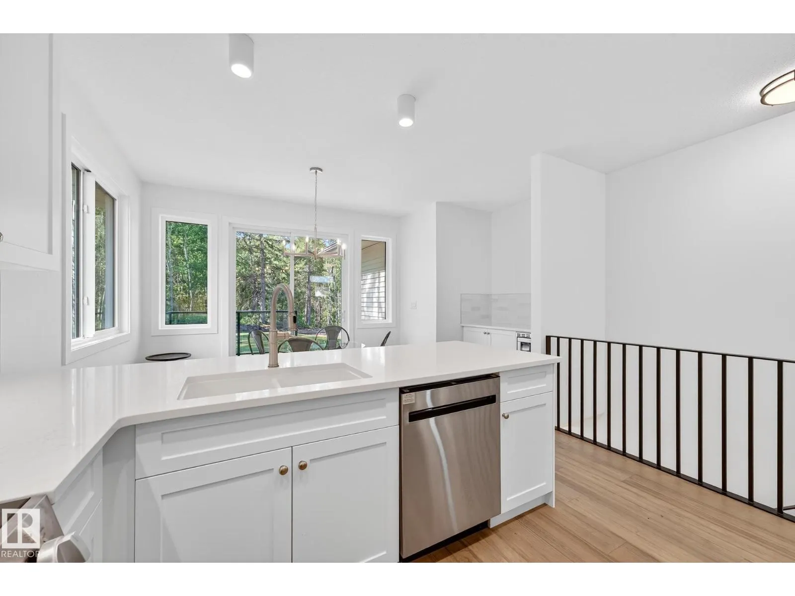 112 HERON POINT CL
