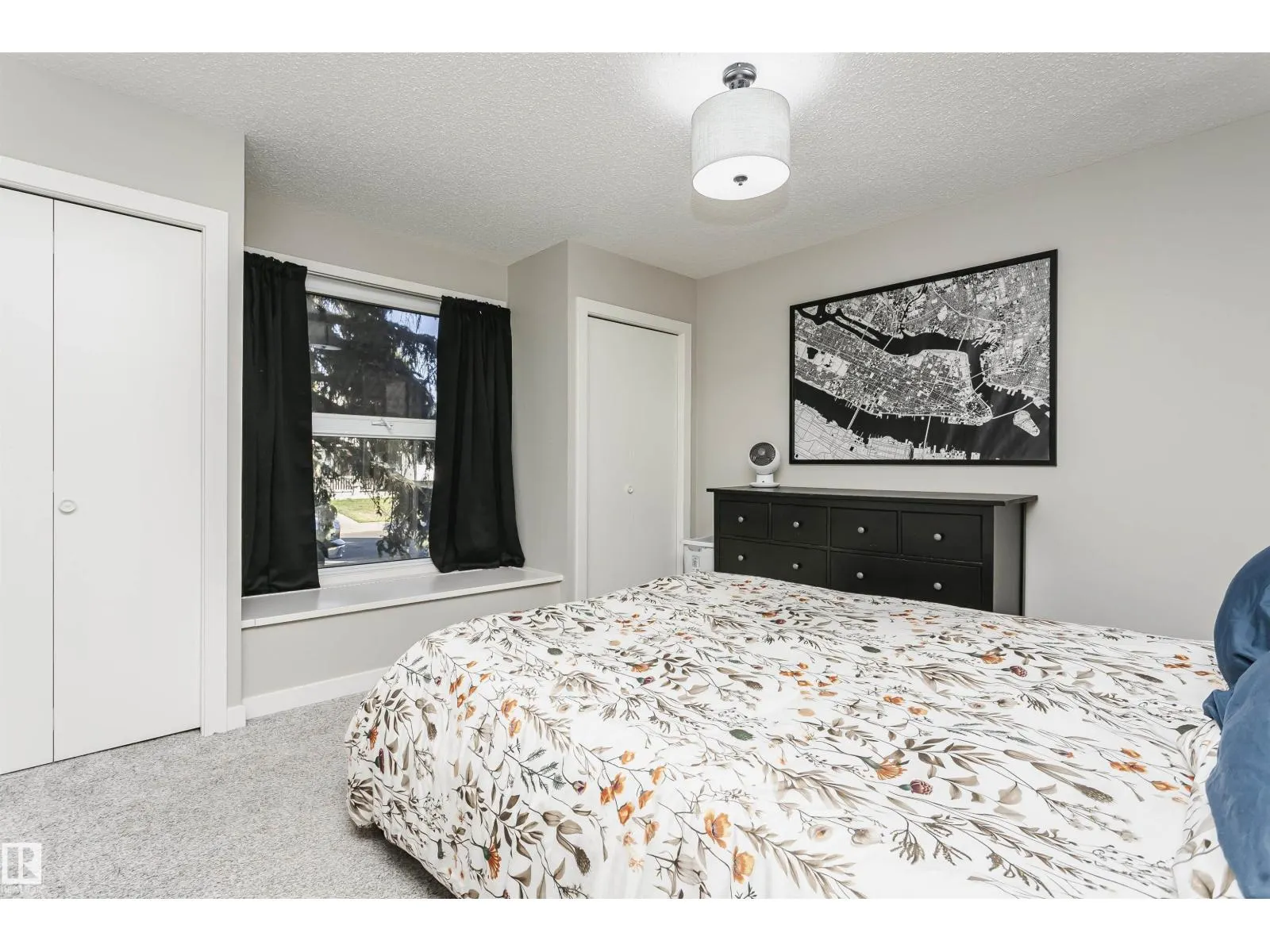 18331 68 AV NW