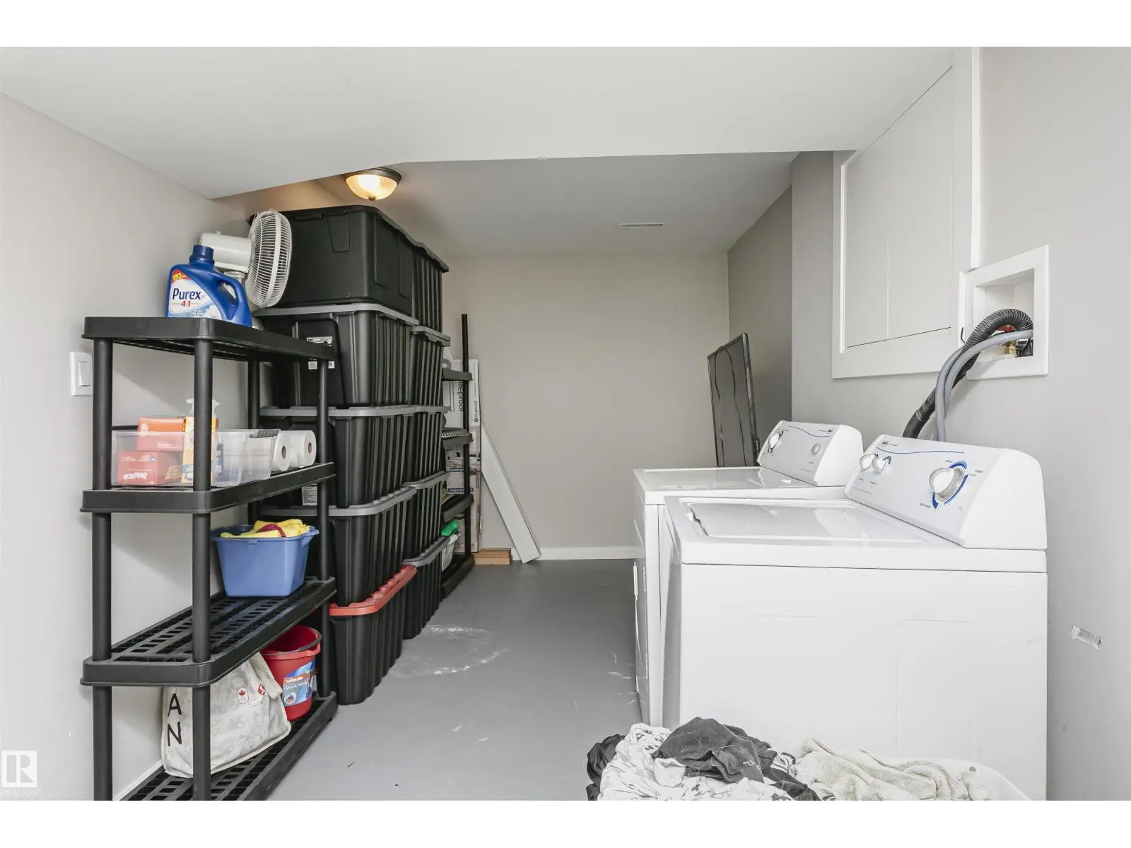 18331 68 AV NW