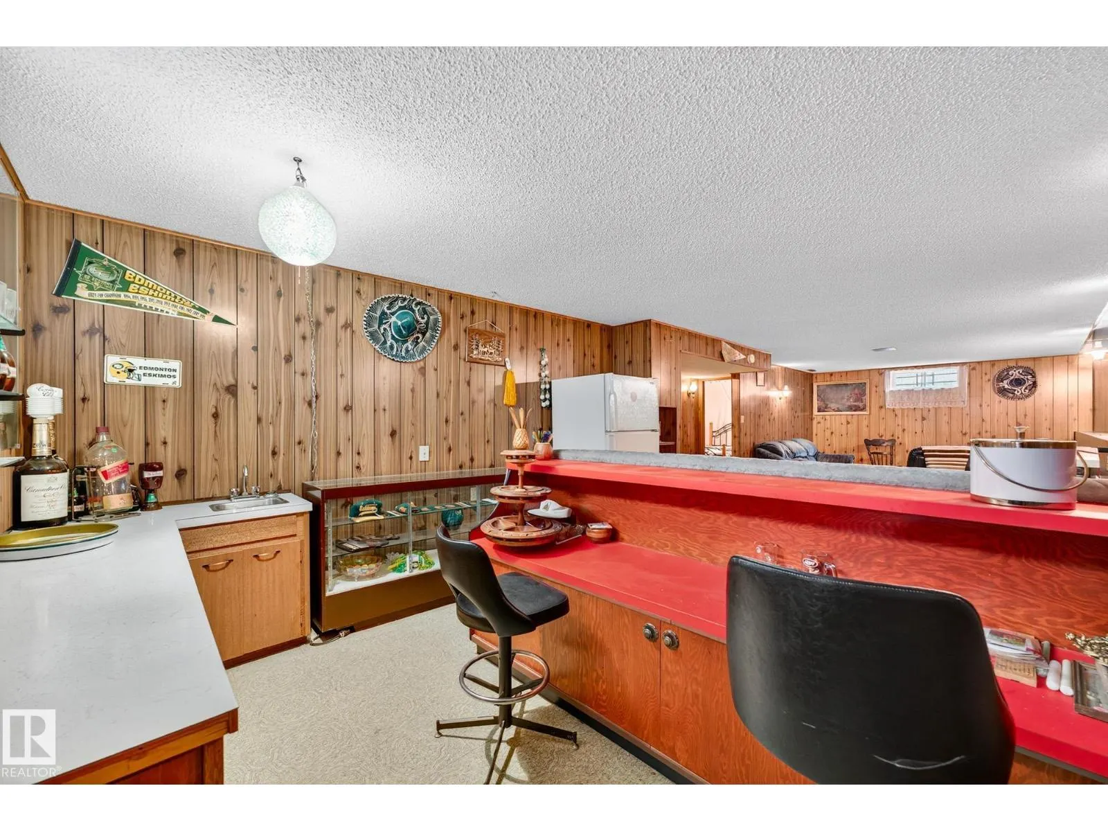 15211 95 ST NW