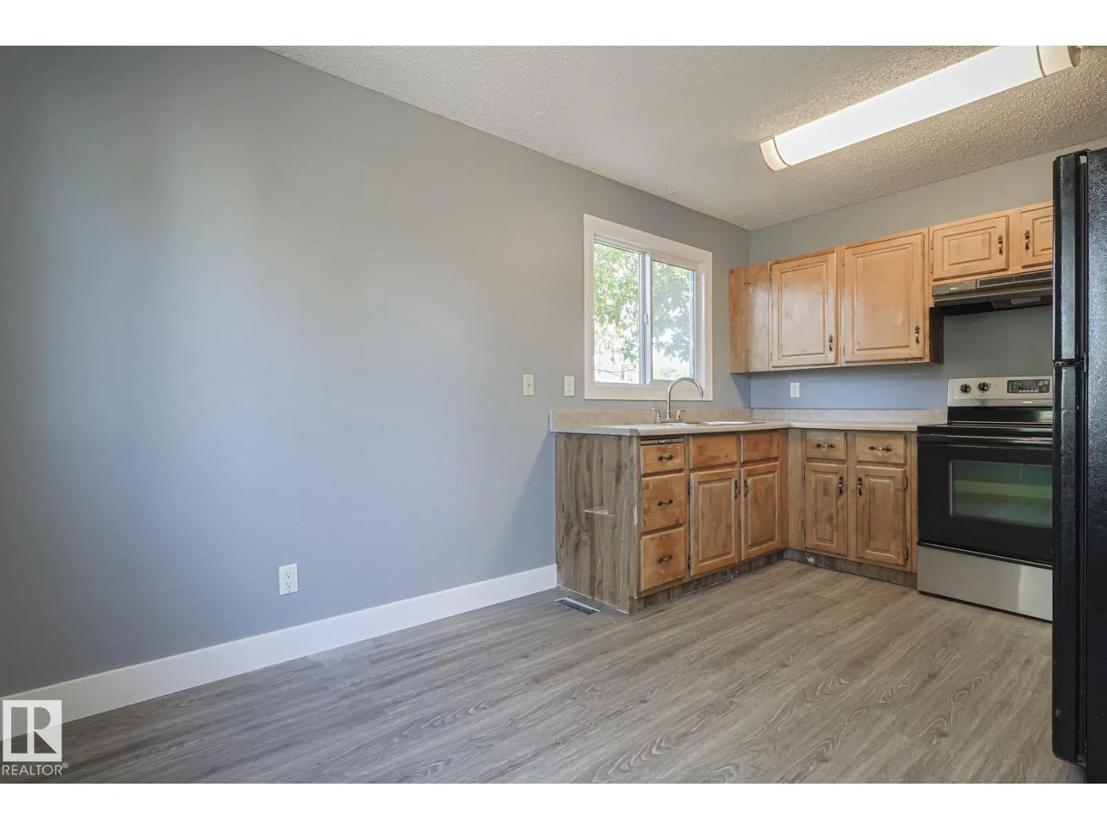 112 WELLINGTON CR