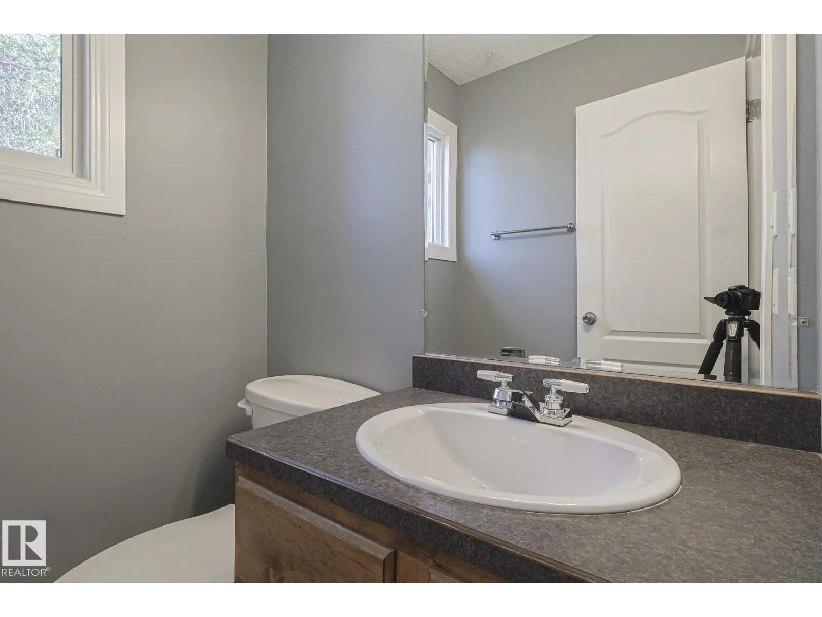 112 WELLINGTON CR