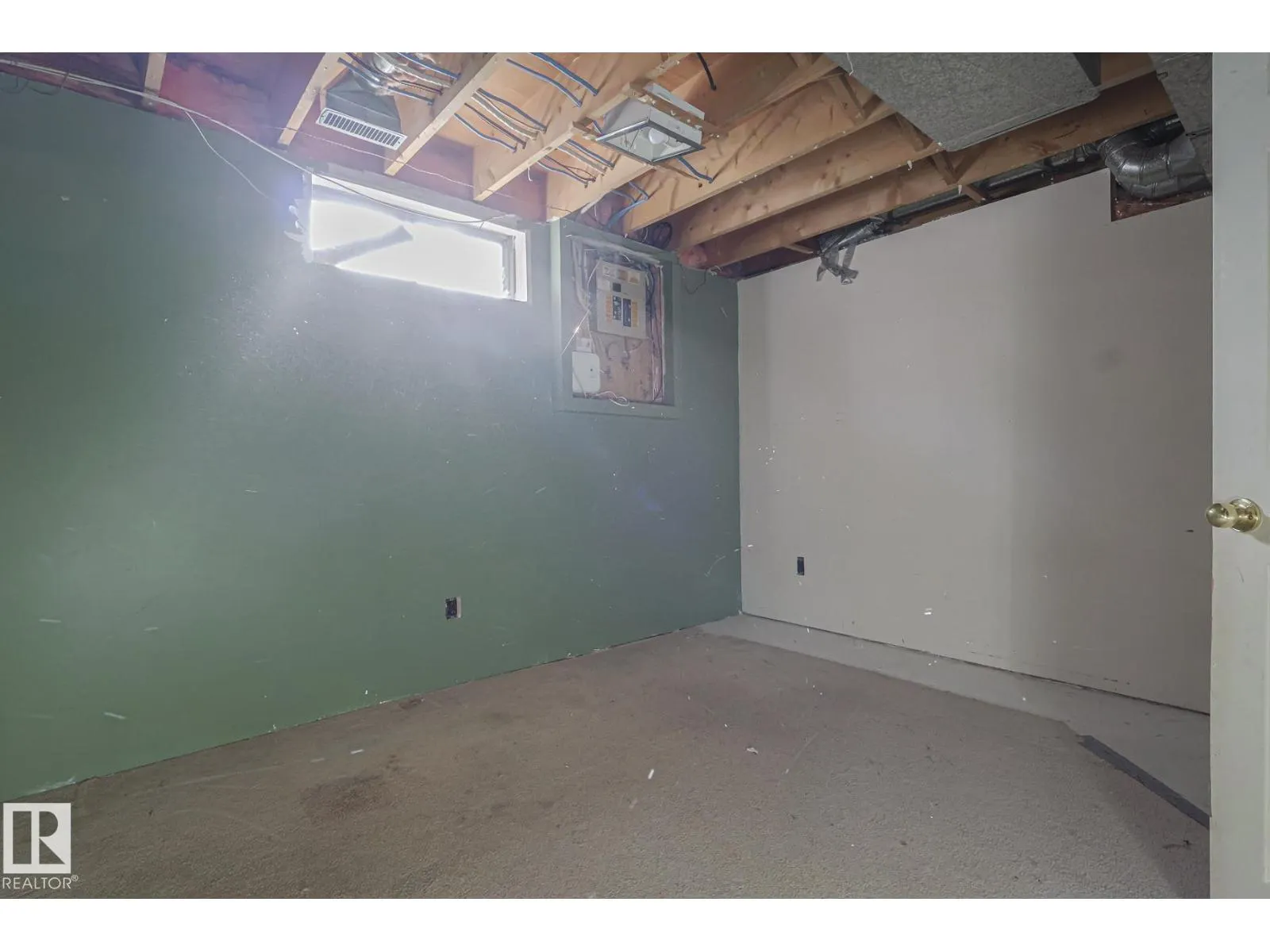 112 WELLINGTON CR