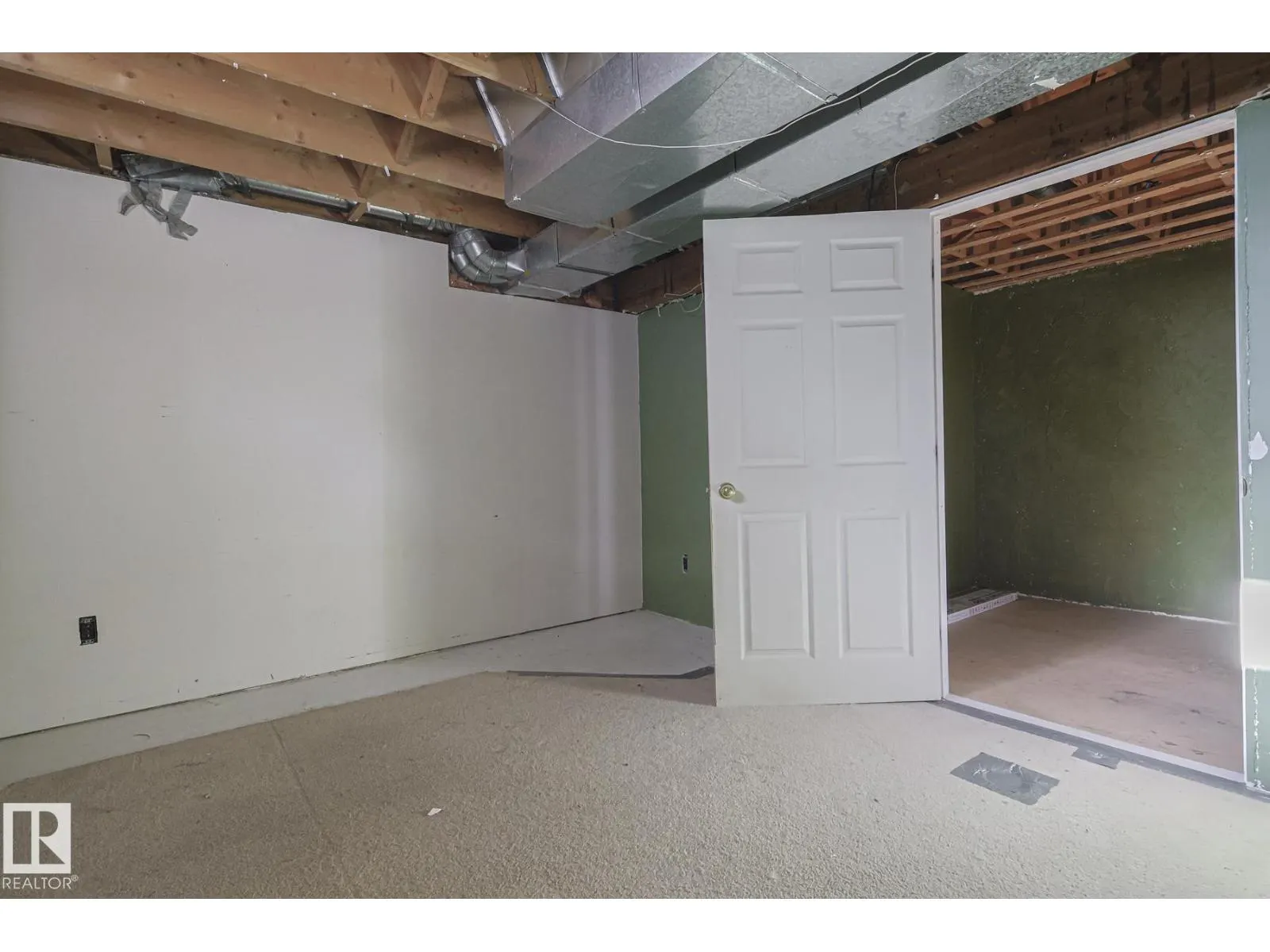 112 WELLINGTON CR