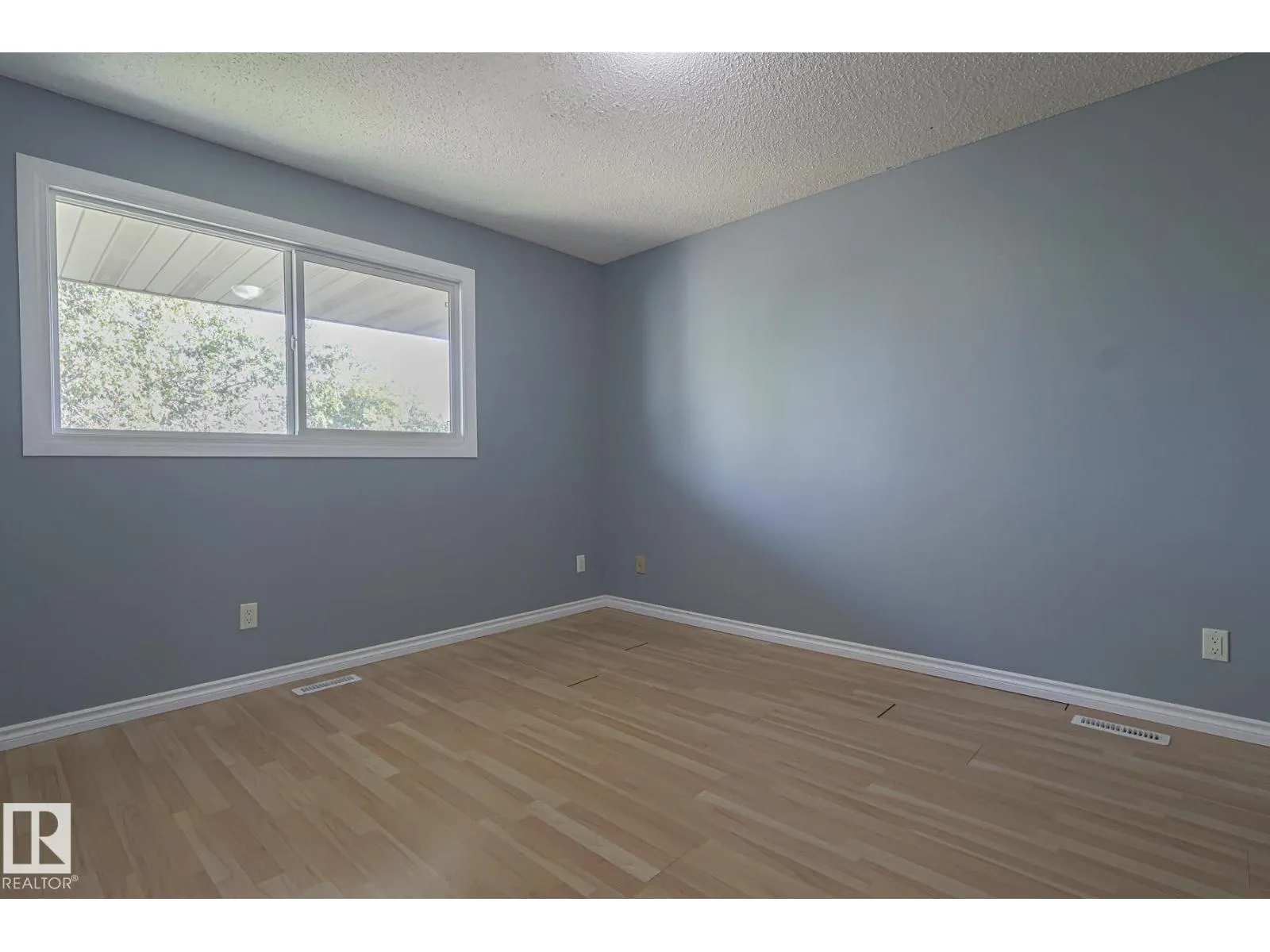 112 WELLINGTON CR
