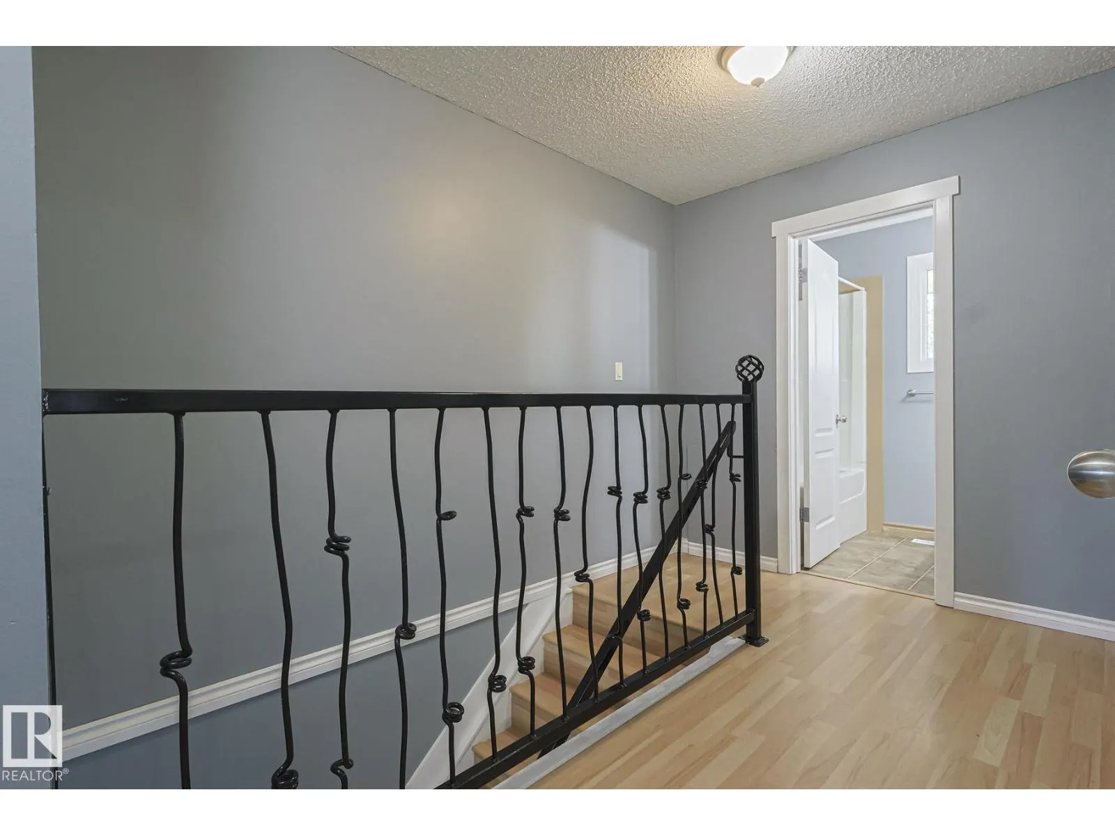 112 WELLINGTON CR