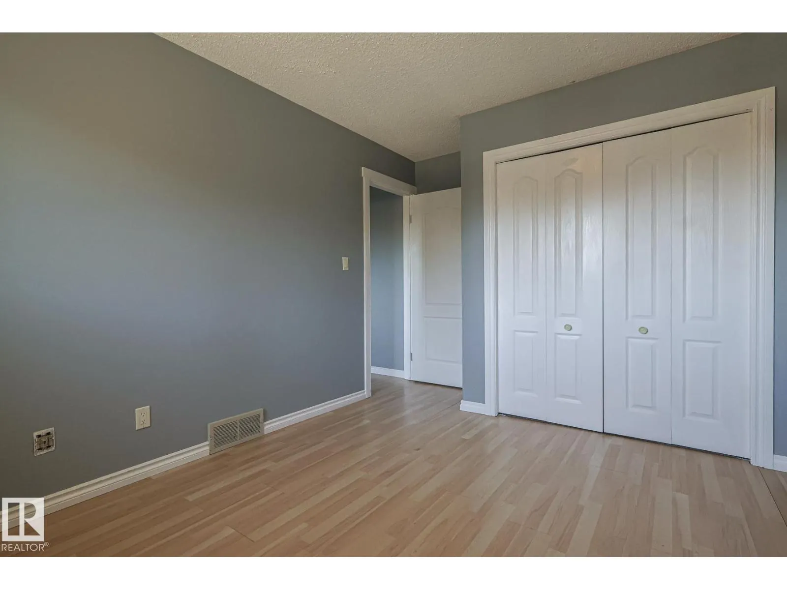 112 WELLINGTON CR