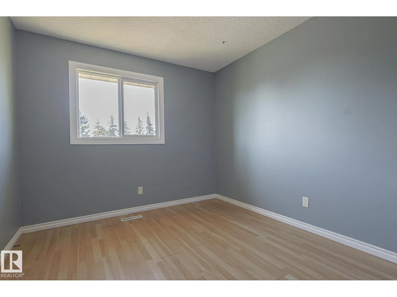 112 WELLINGTON CR