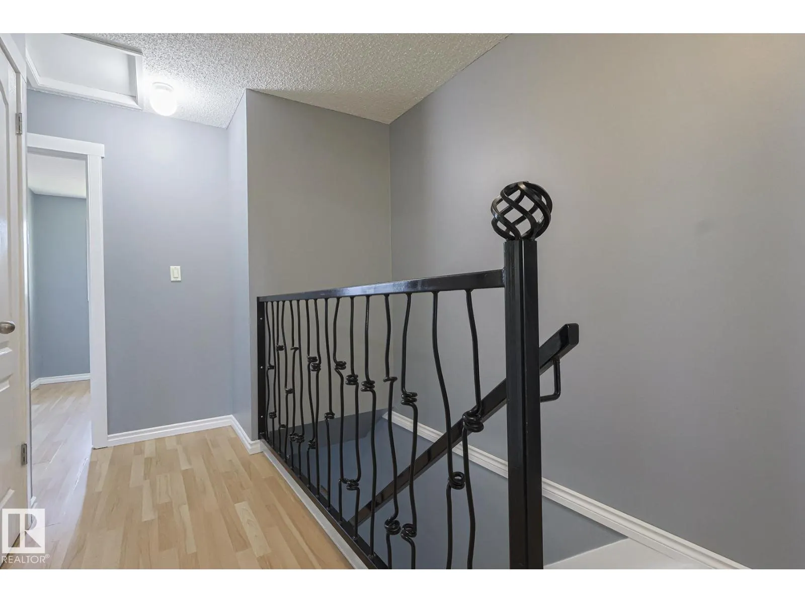 112 WELLINGTON CR