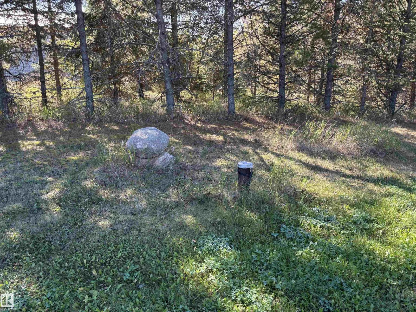 140 Russel DR