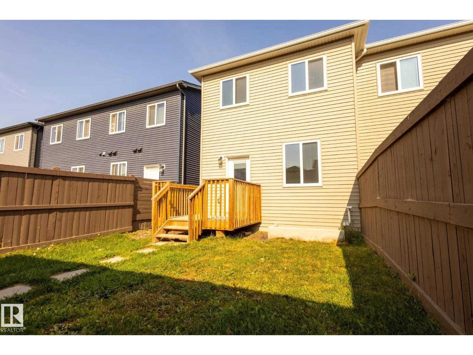 1215 PODERSKY WD SW