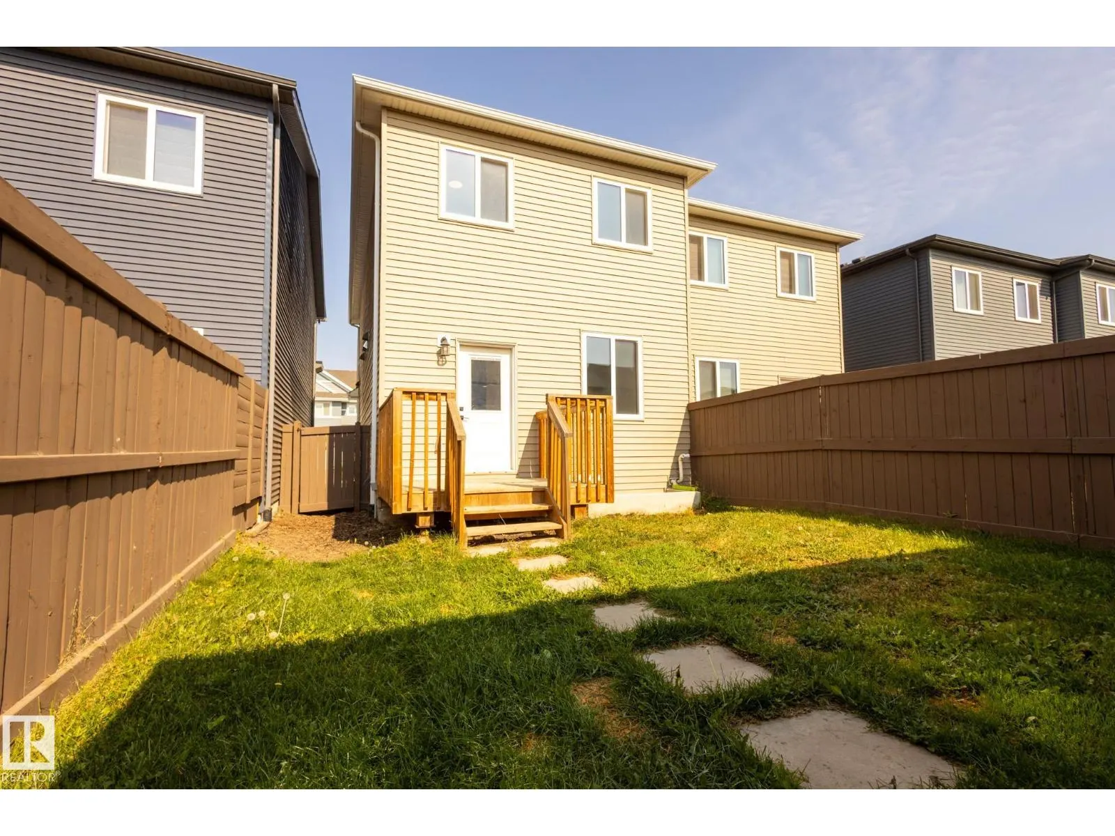 1215 PODERSKY WD SW