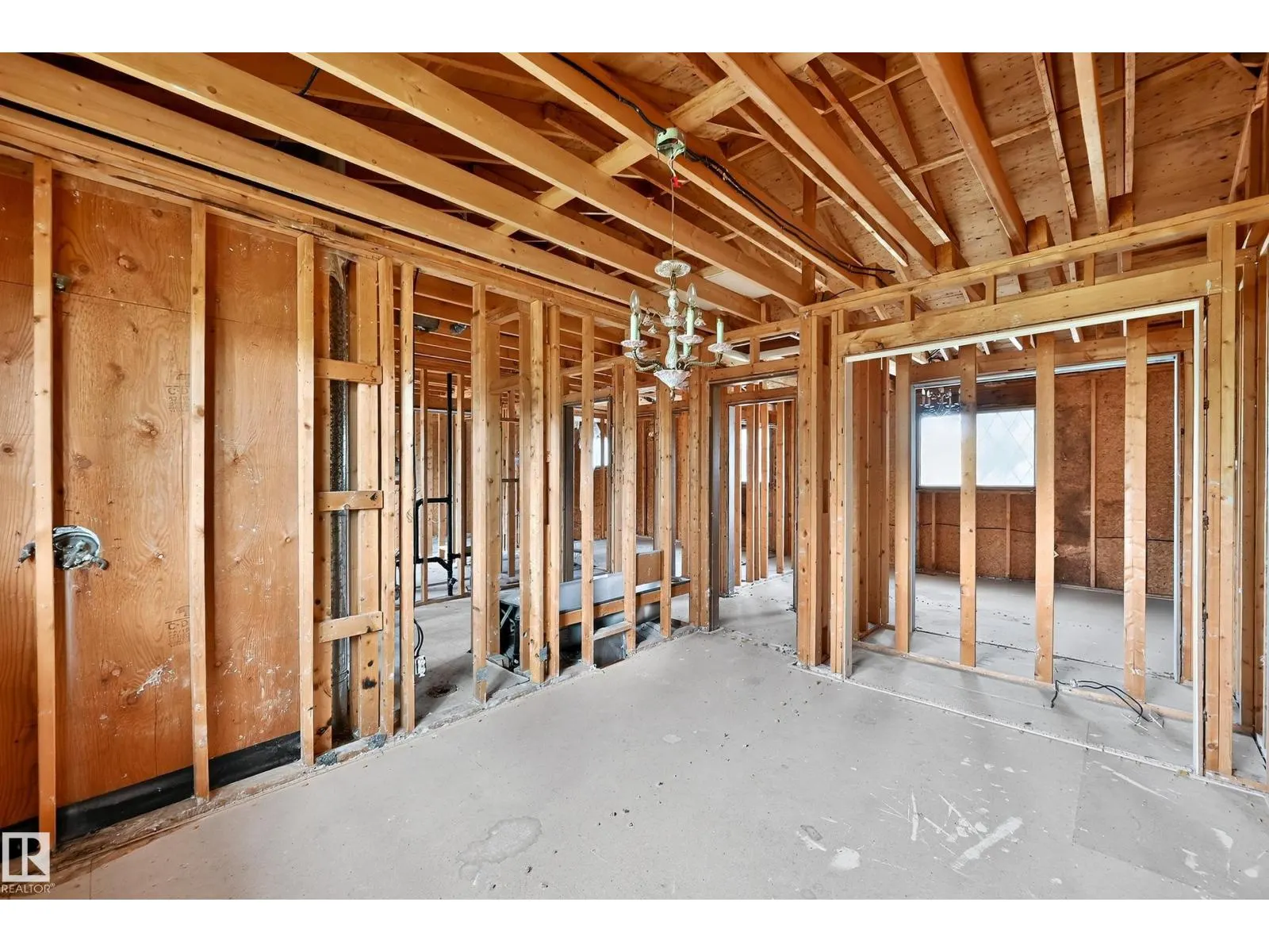 240 WESTRIDGE RD NW