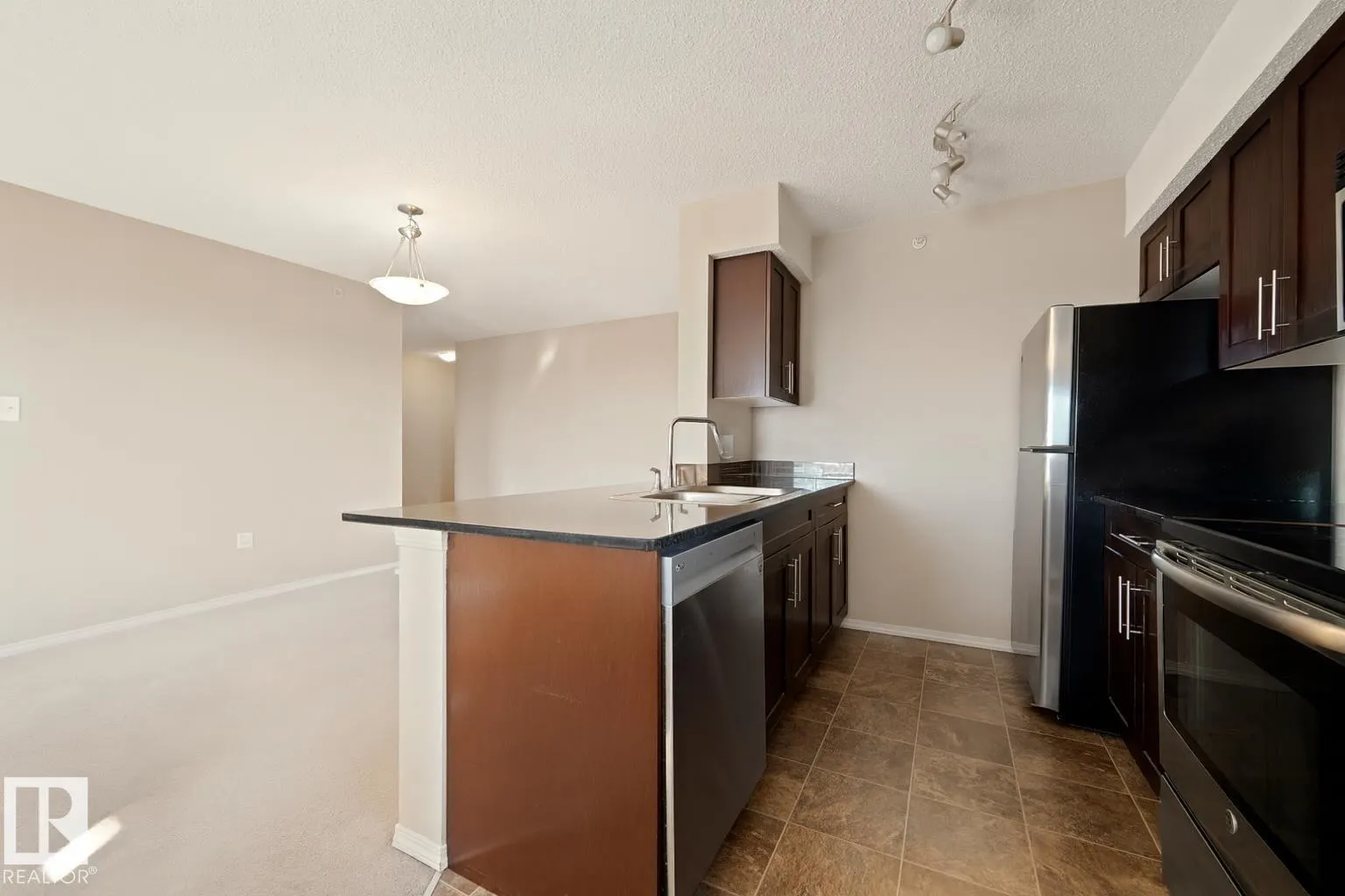 #402 1080 McConachie Blvd NW