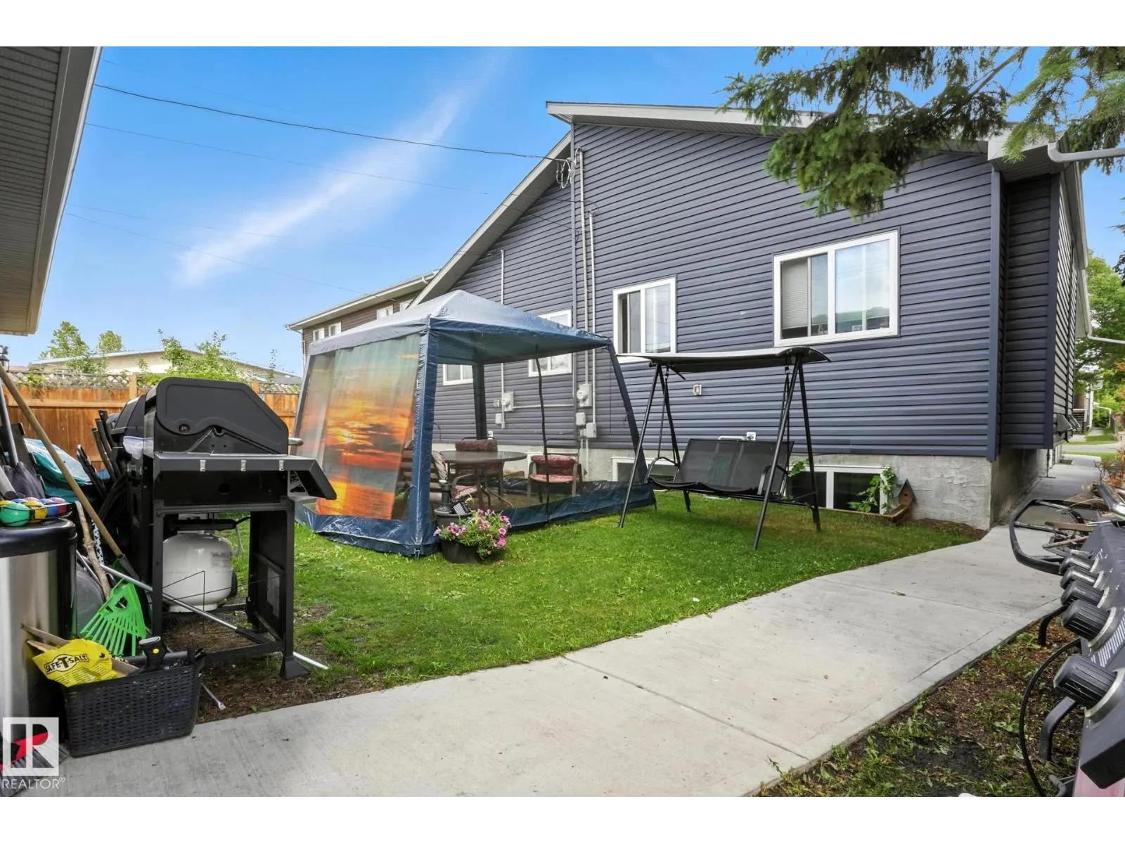 10436 154 ST NW