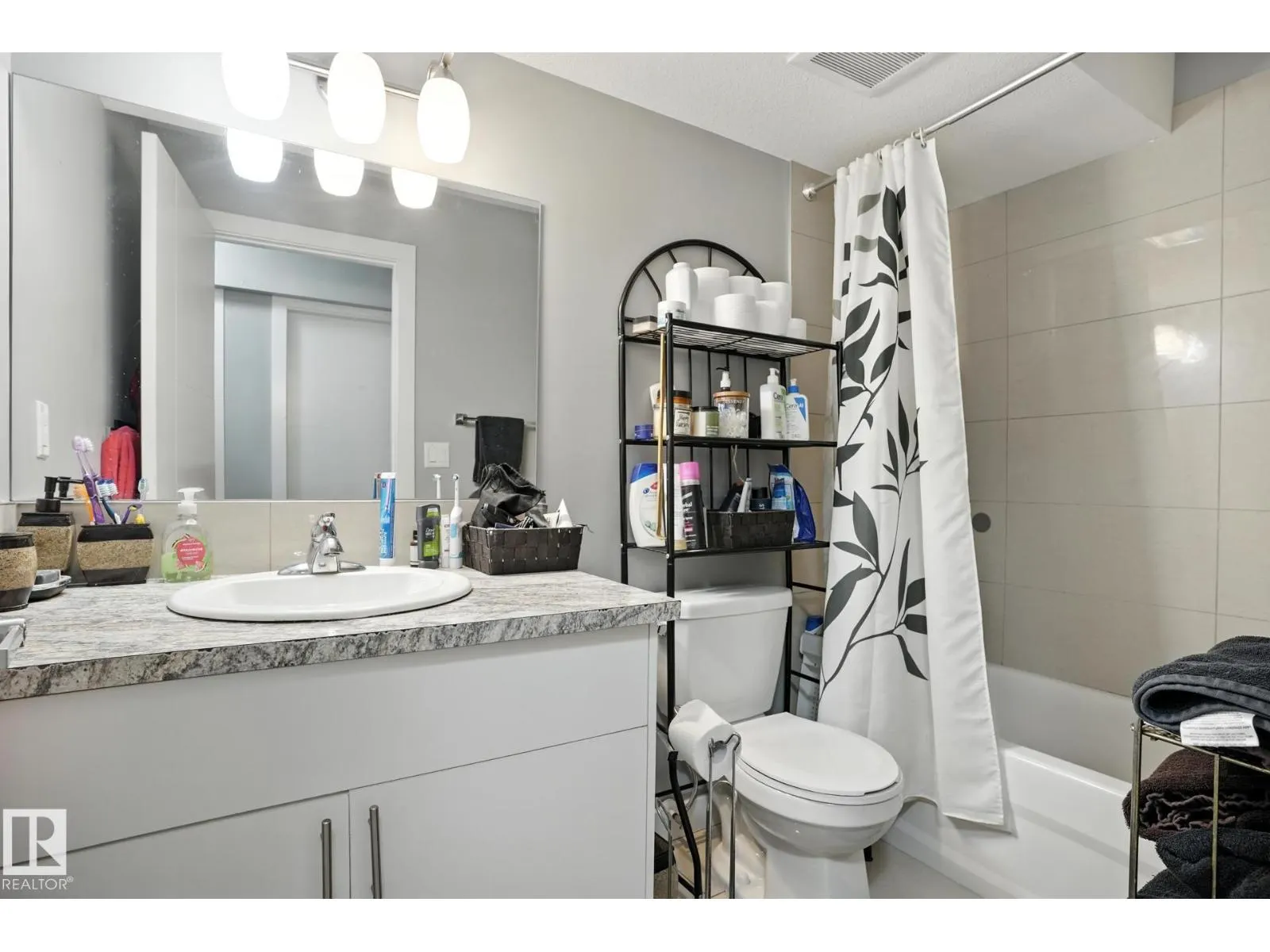 10436 154 ST NW
