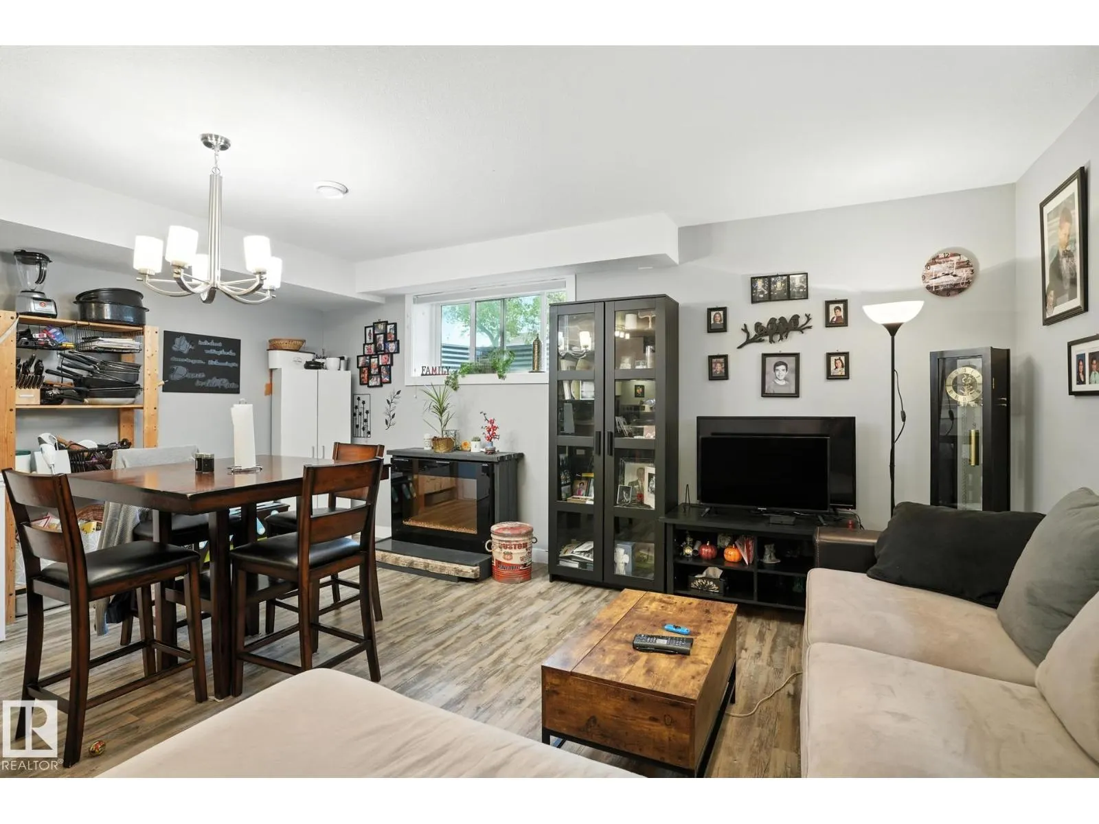 10436 154 ST NW