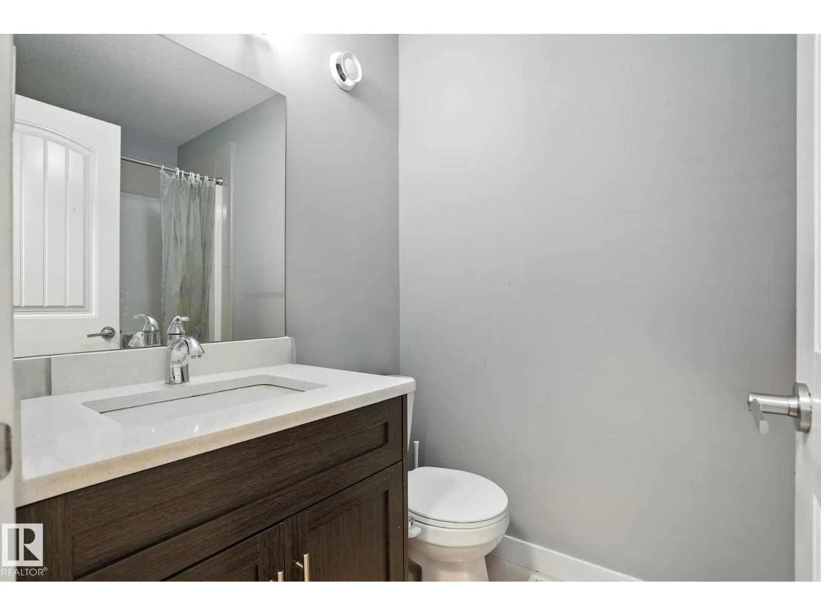 10438 154 ST NW