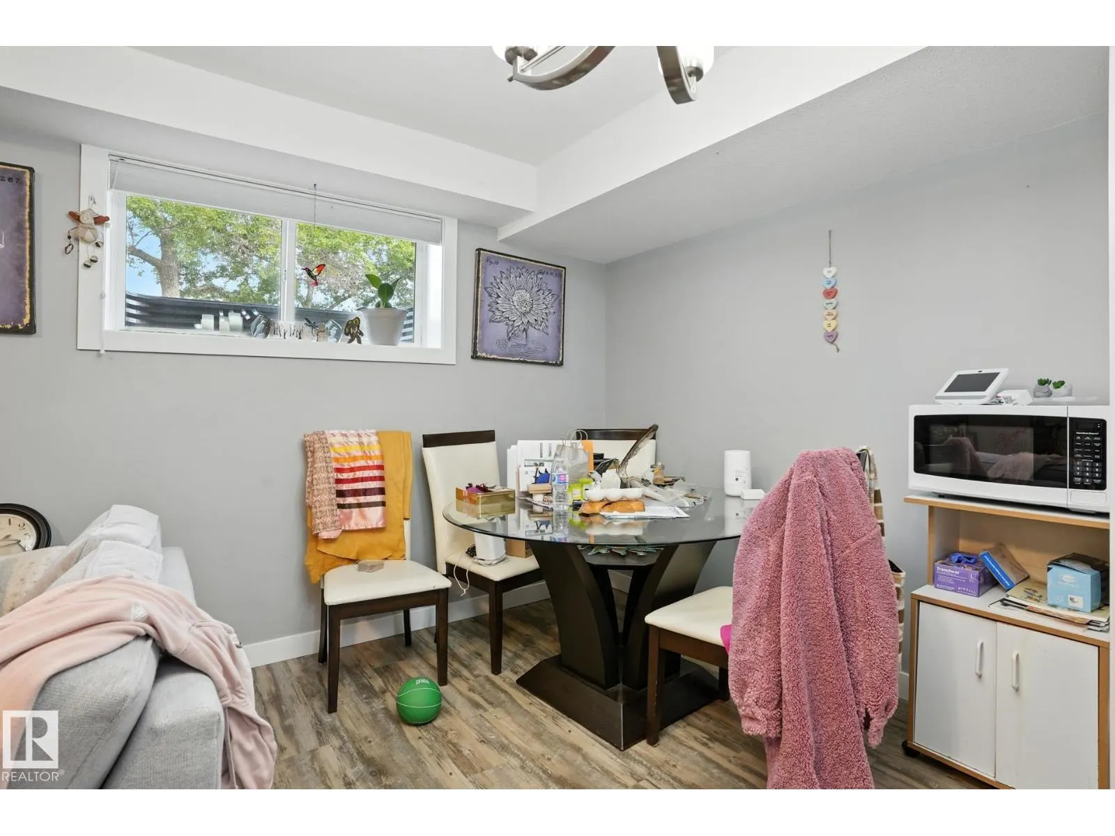 10438 154 ST NW