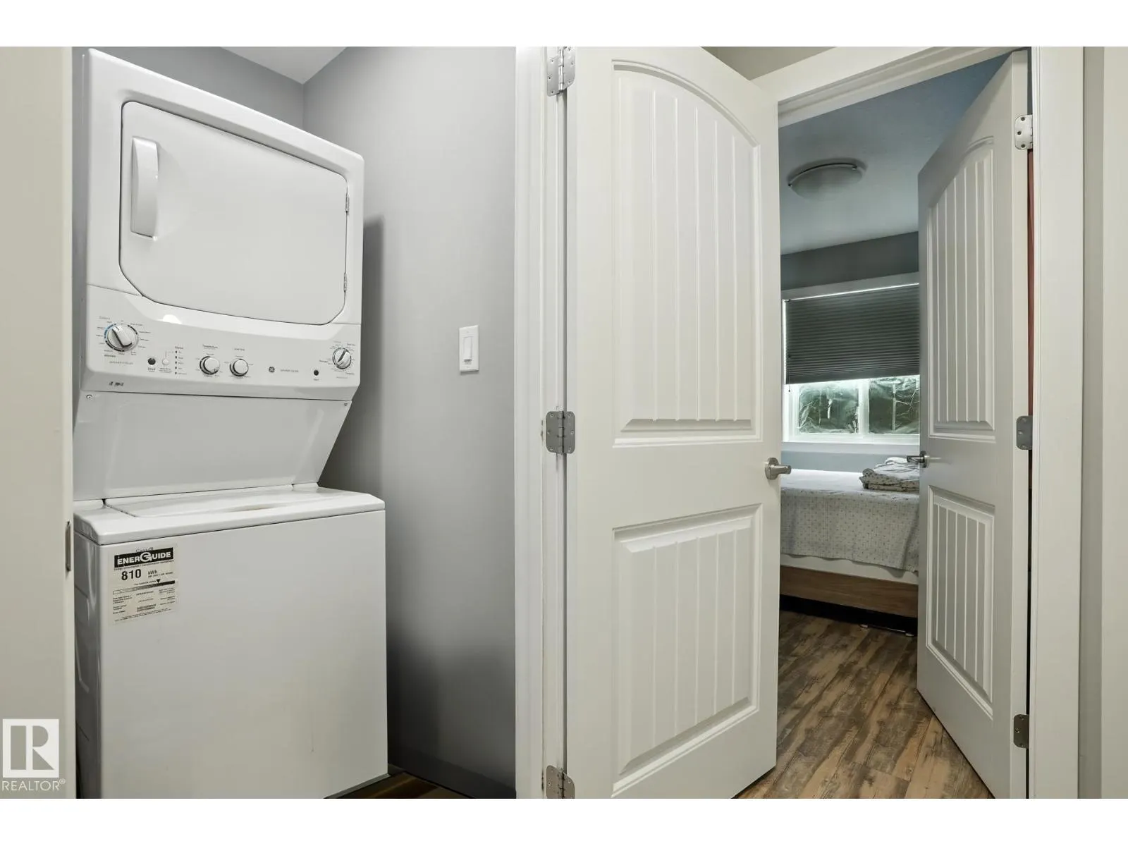 10438 154 ST NW