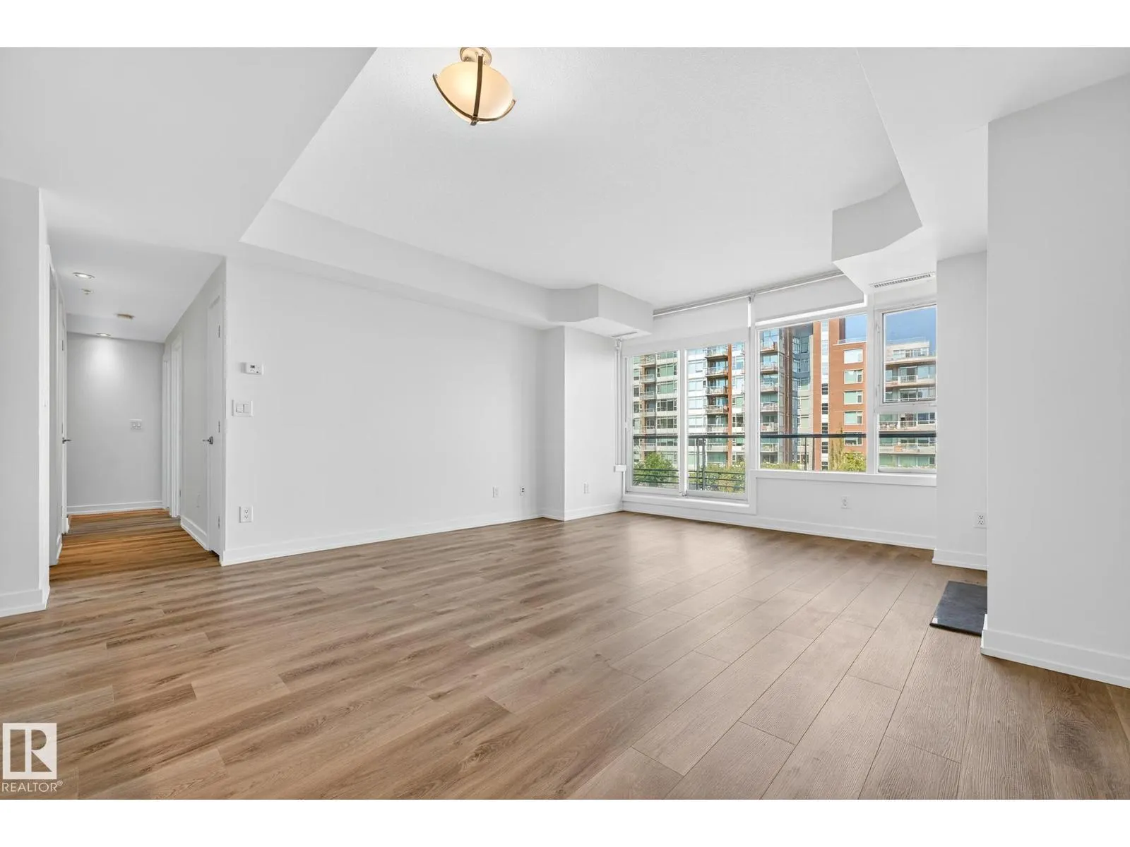 #306 2606 109 ST NW