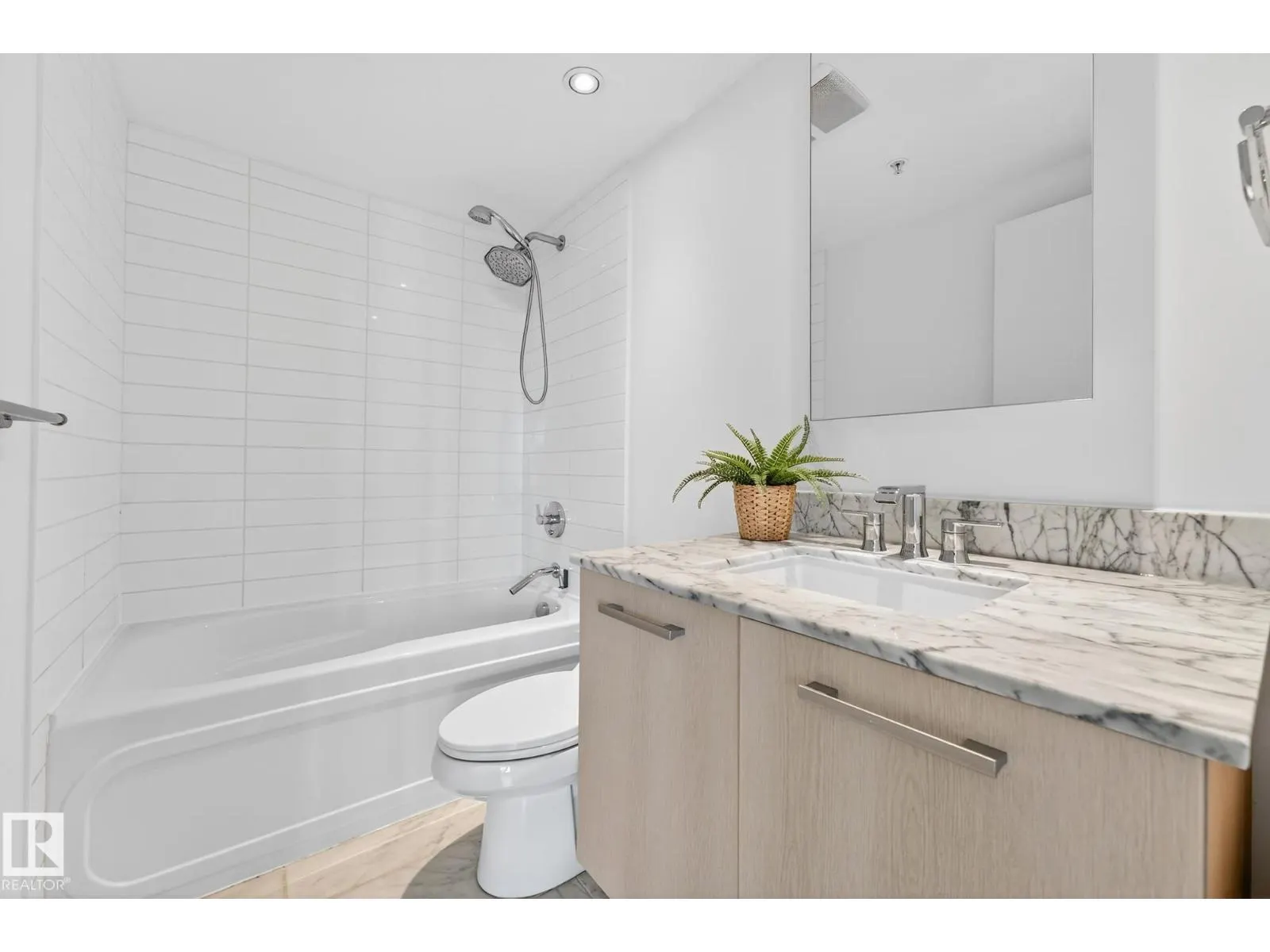 #306 2606 109 ST NW