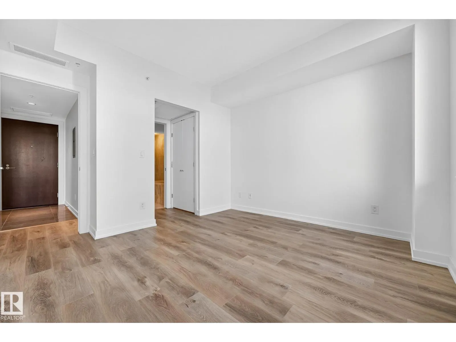 #306 2606 109 ST NW
