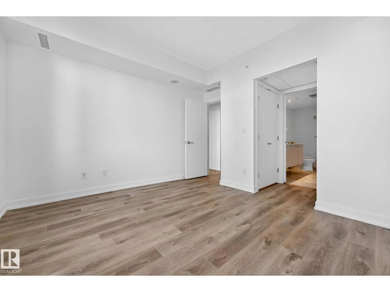 #306 2606 109 ST NW
