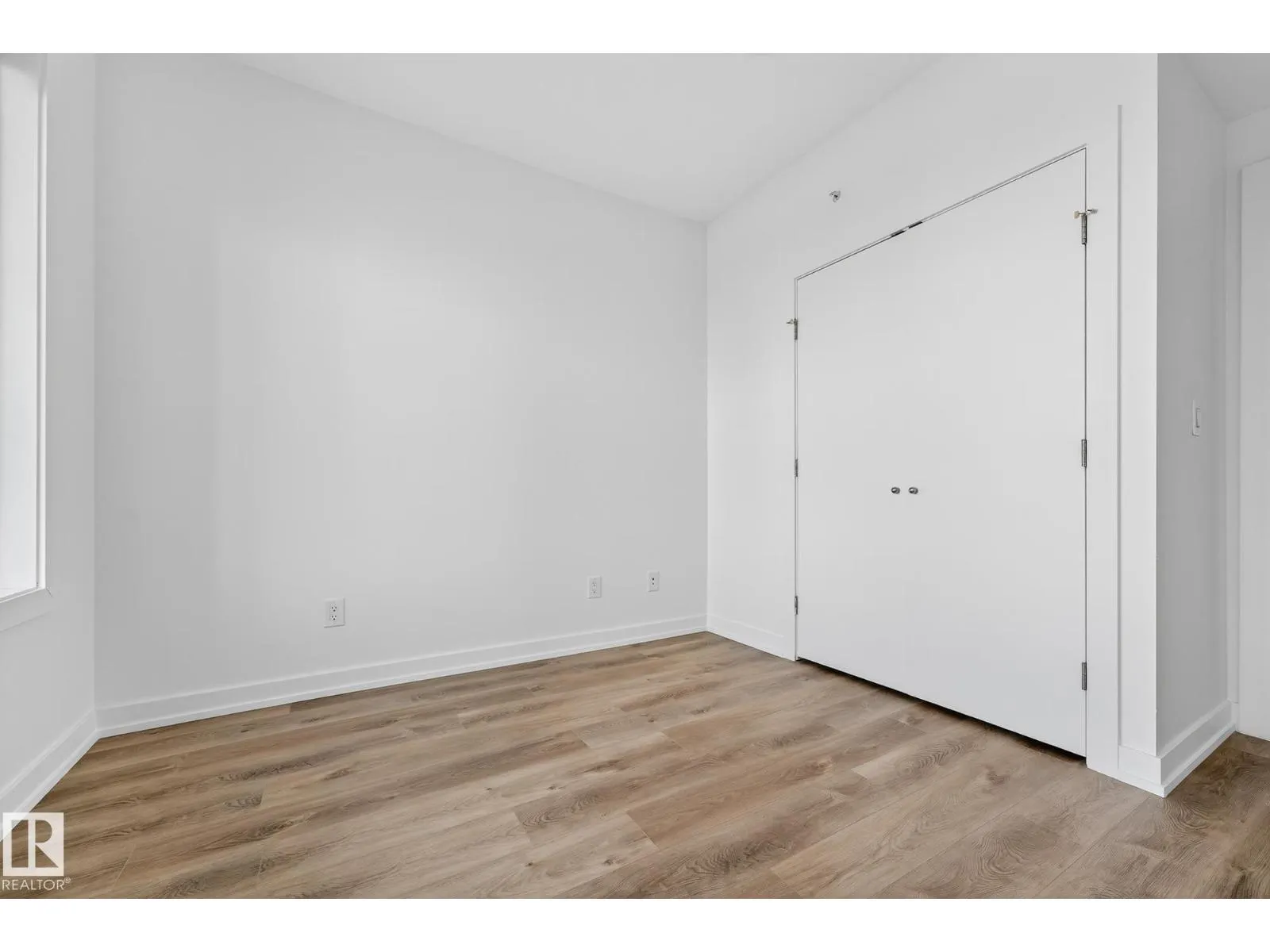 #306 2606 109 ST NW