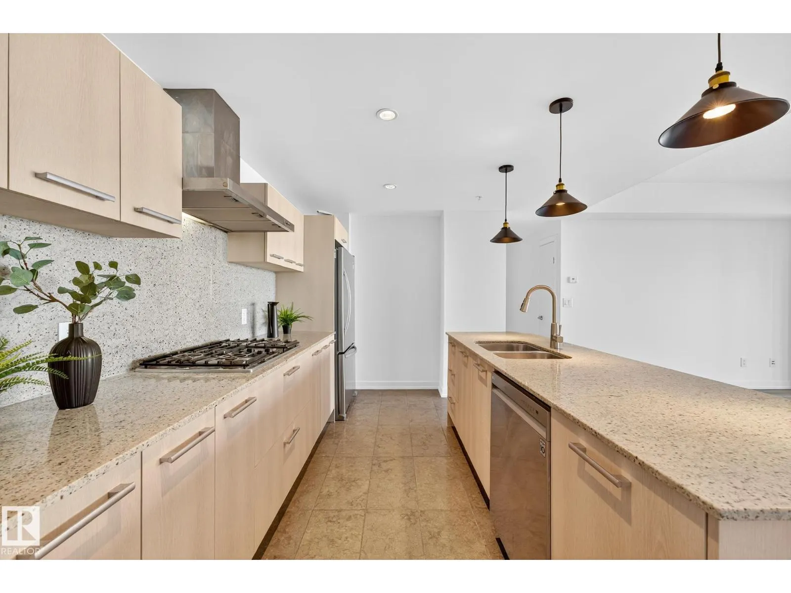 #306 2606 109 ST NW