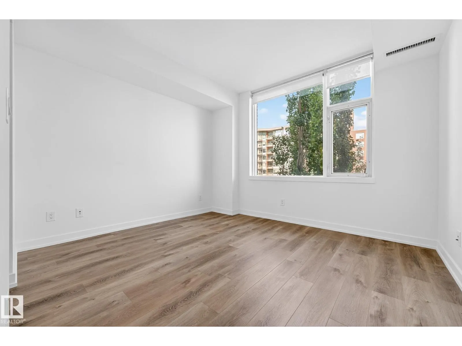 #306 2606 109 ST NW