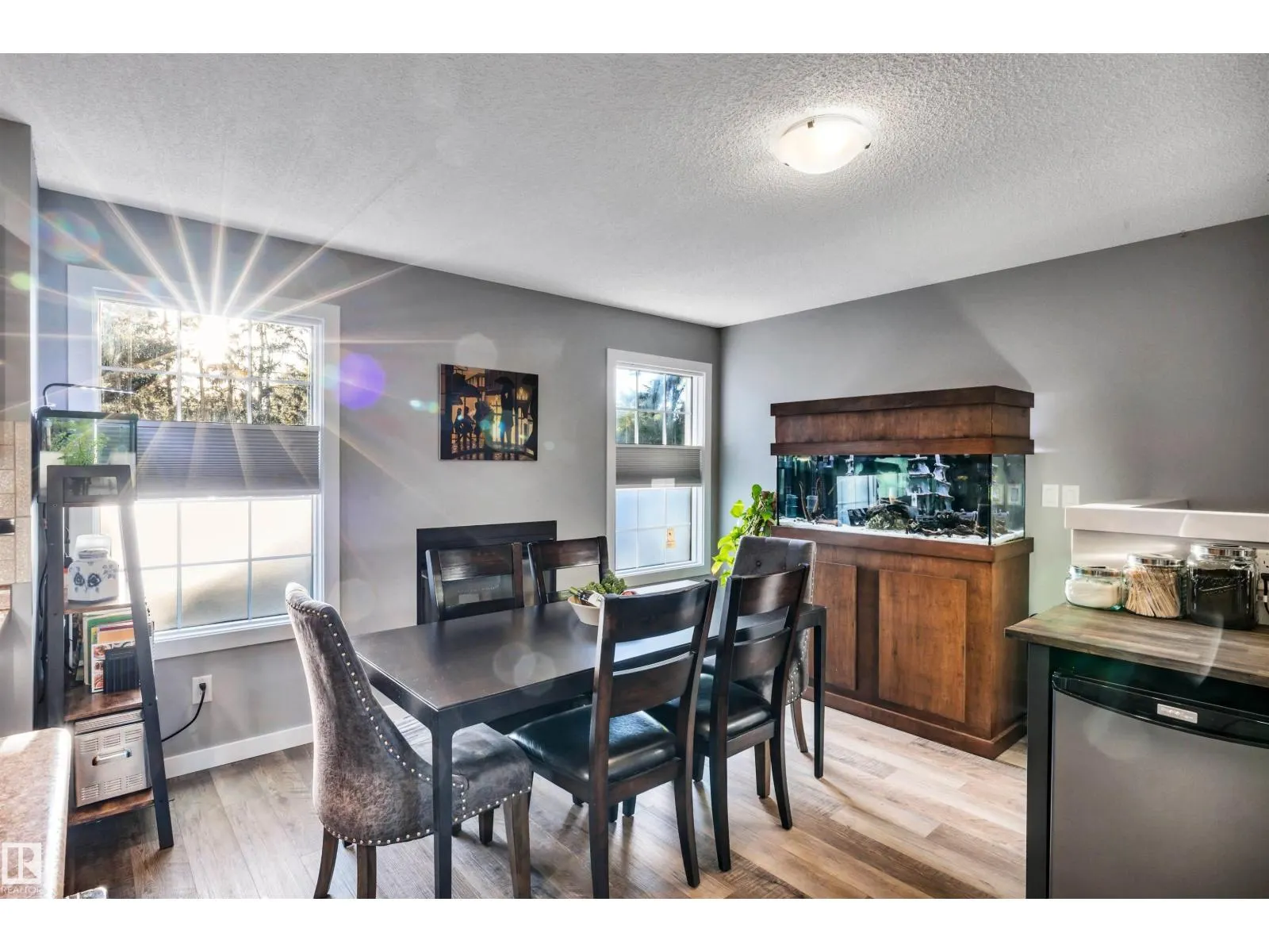 5111 52 ST