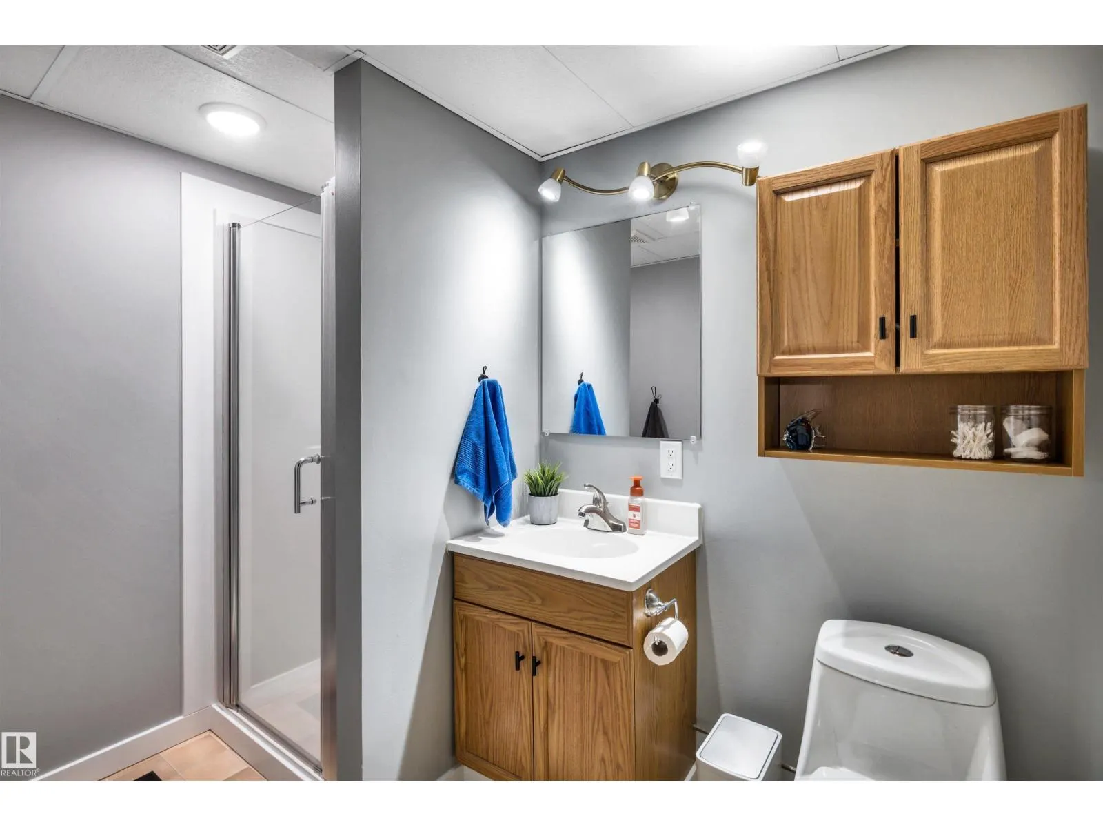 5111 52 ST