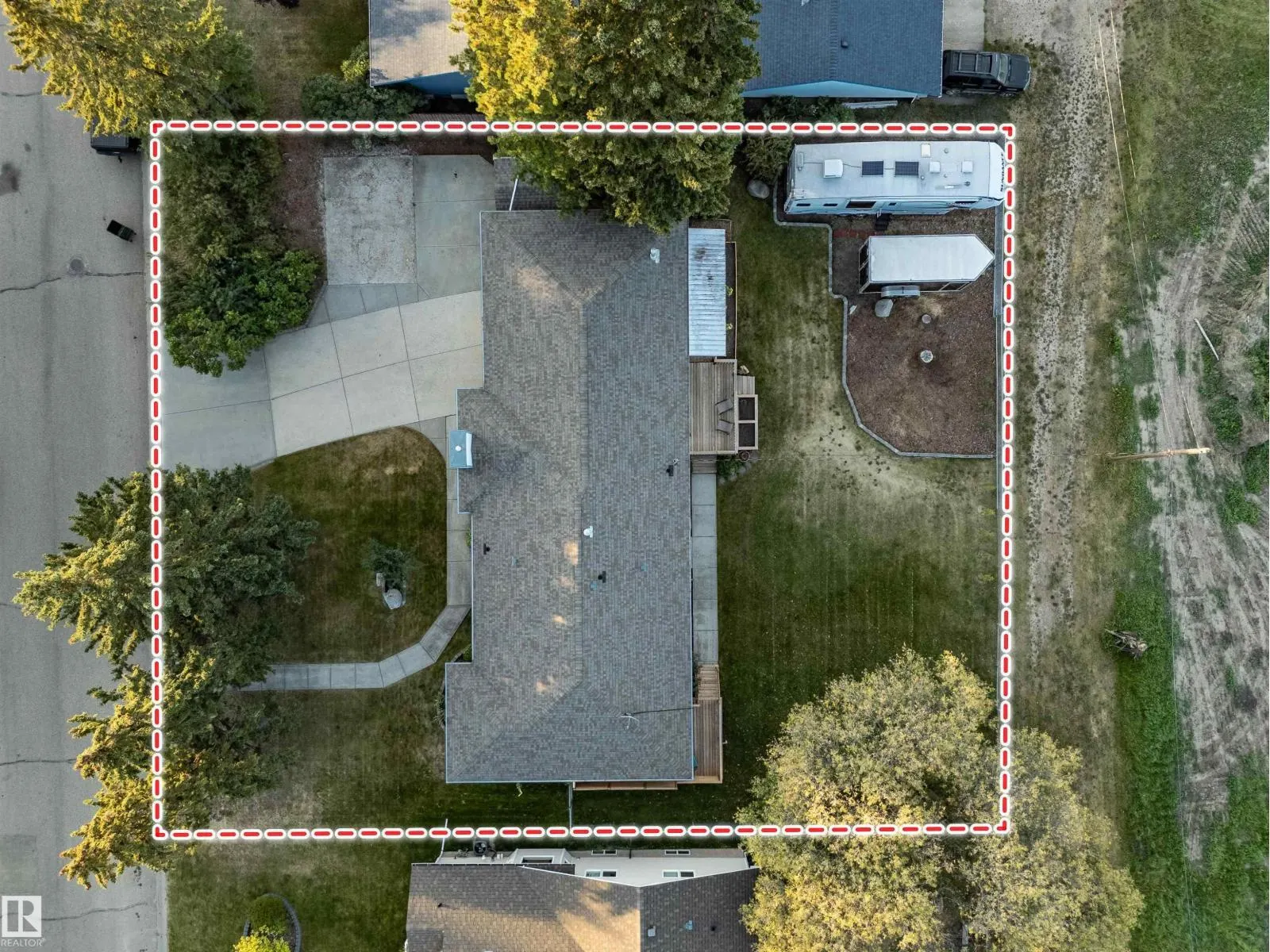 5111 52 ST