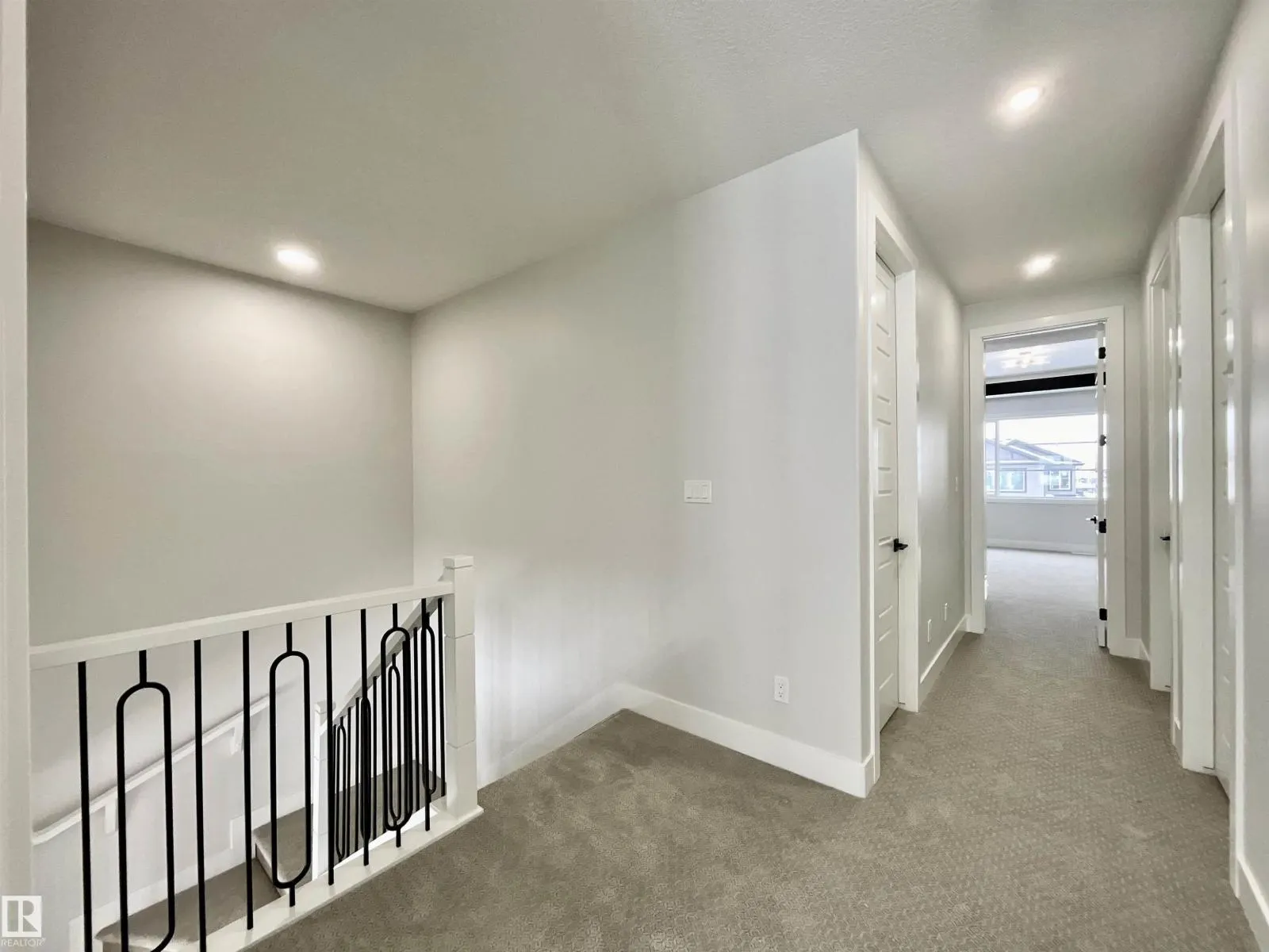 25 BAKER ST