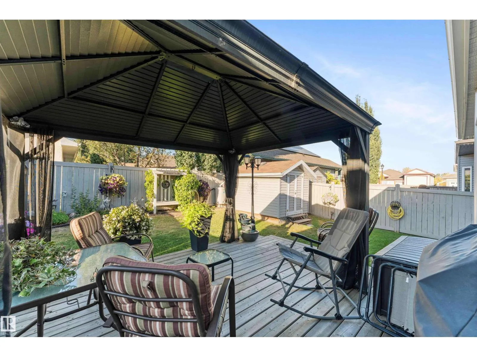 55 WILLOW WOOD LN